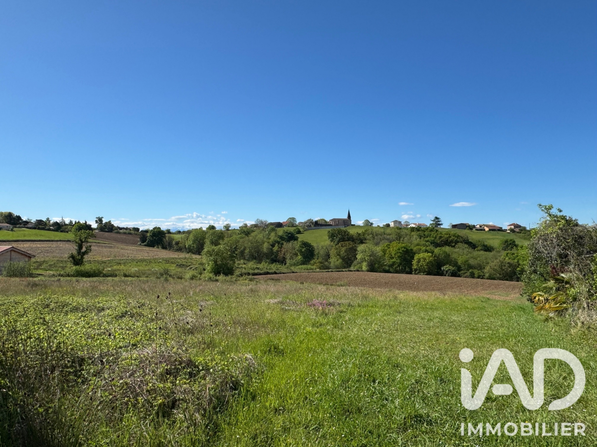Vente Terrain 2 000 m²