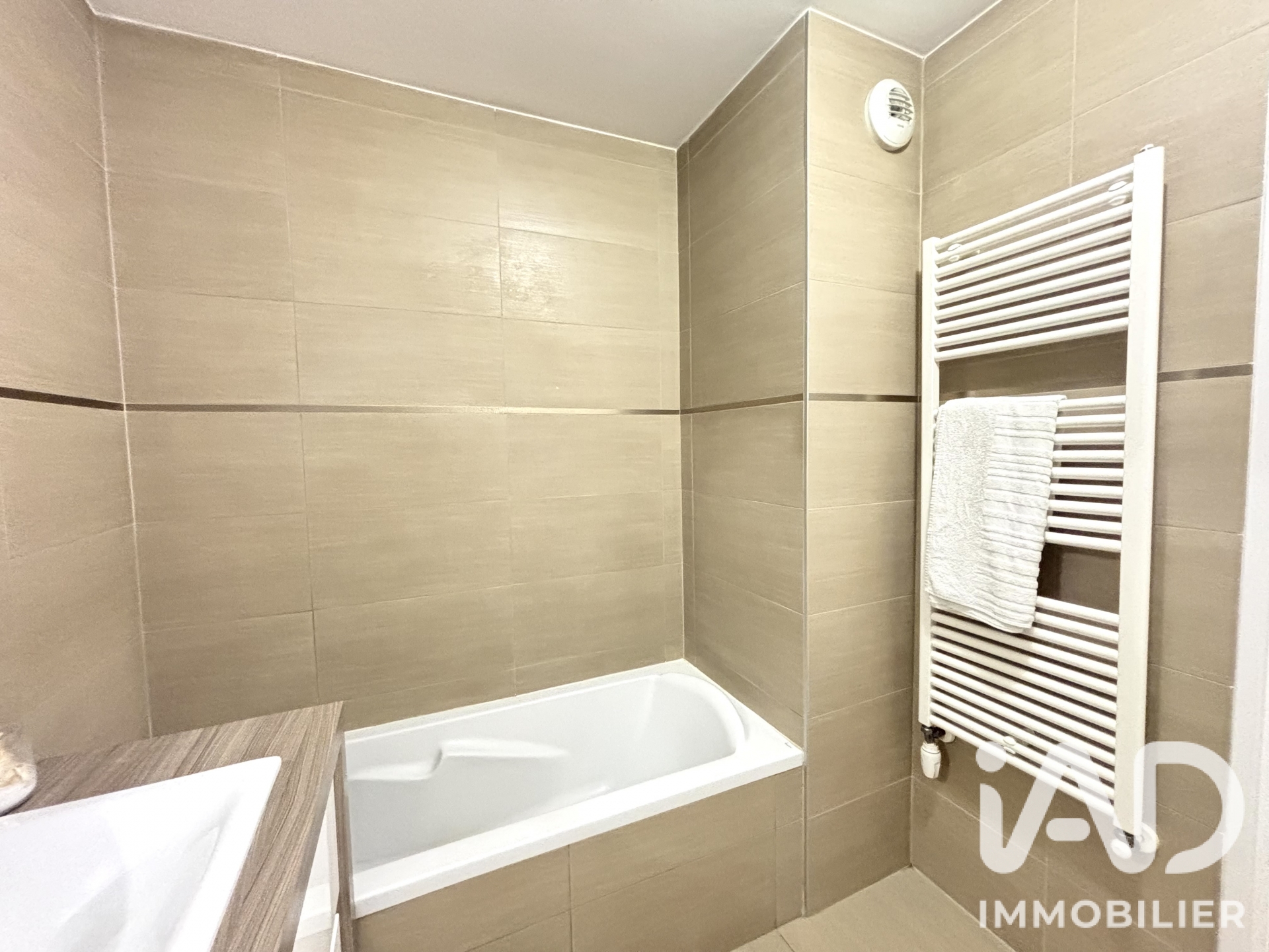Vente appartement à Saint-Cyr-au-Mont-d'Or (69450) : appartement 2 pièces 44 m² - 2058697 — 17