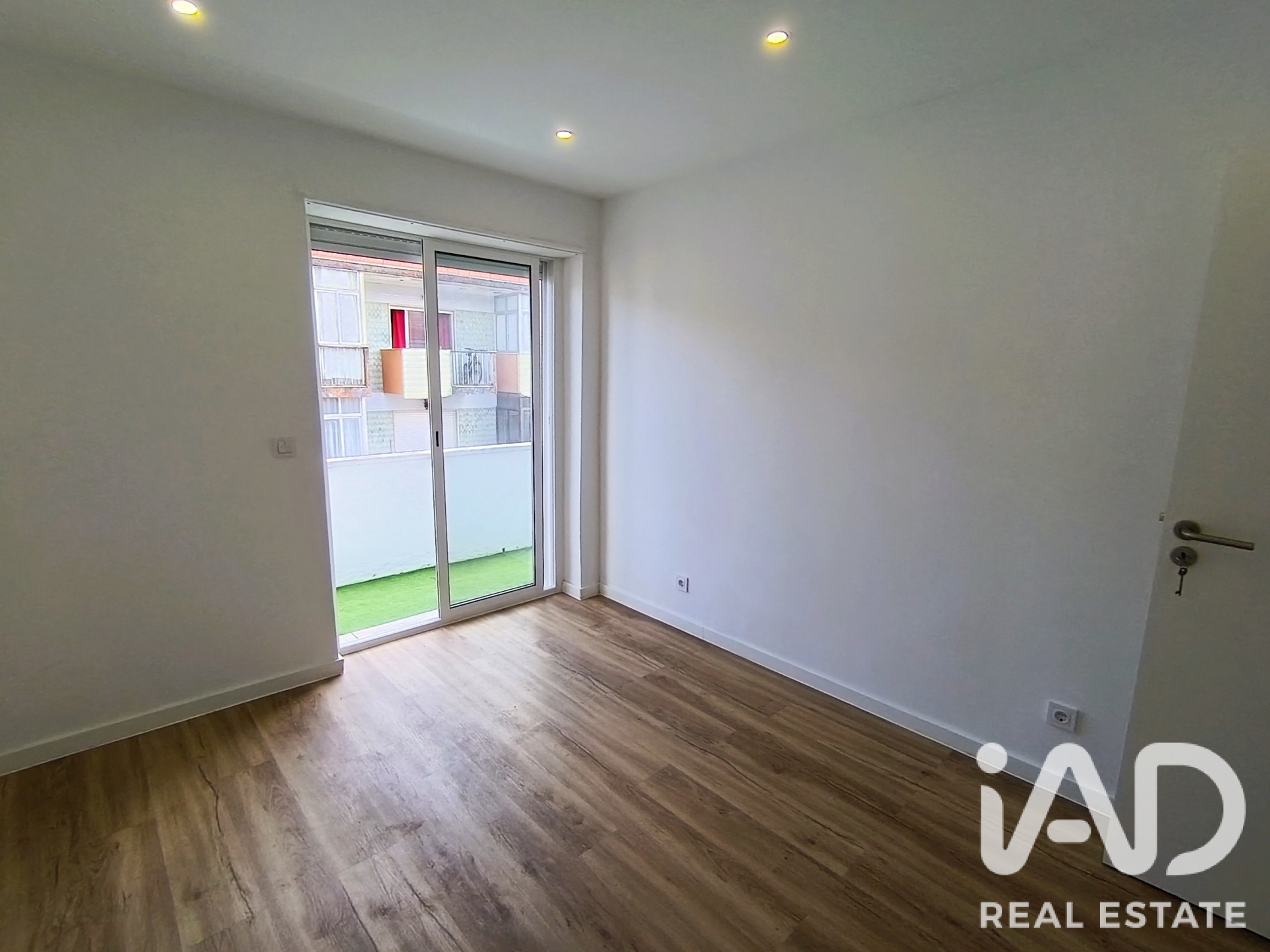 Apartamento T3 à venda em Cacém, Sintra — foto 9
