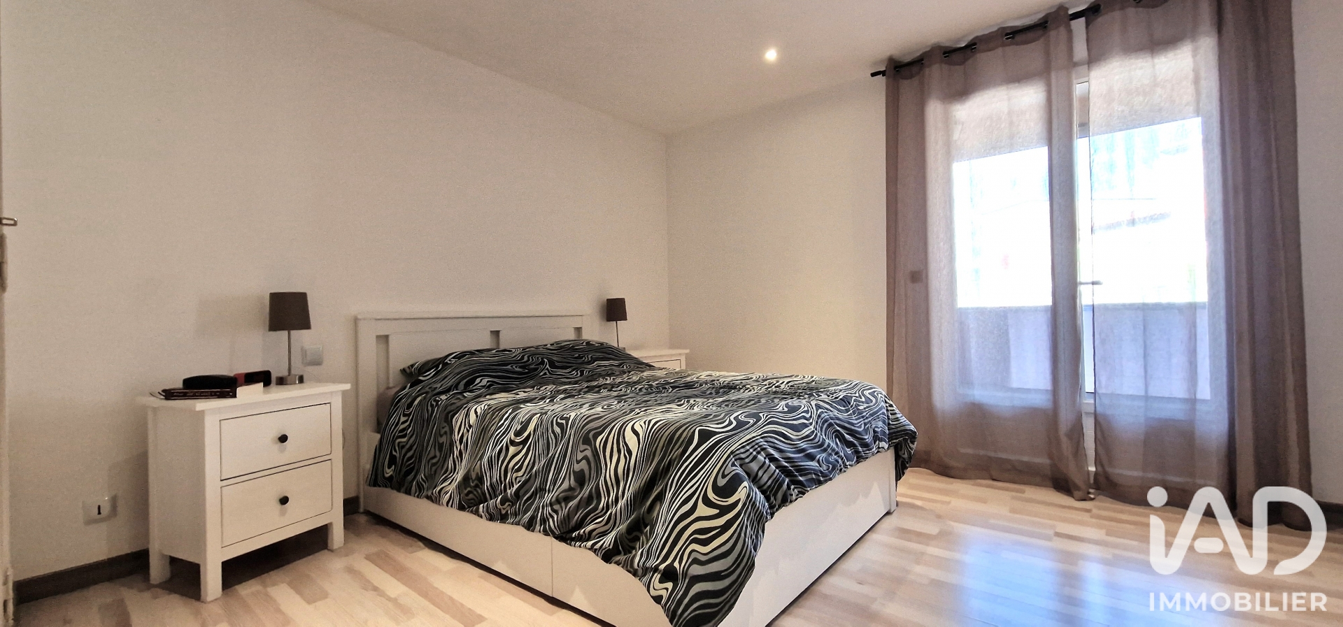 Vente appartement à Le Beausset (83330) : appartement 2 pièces 55 m² - 1988660 — 7