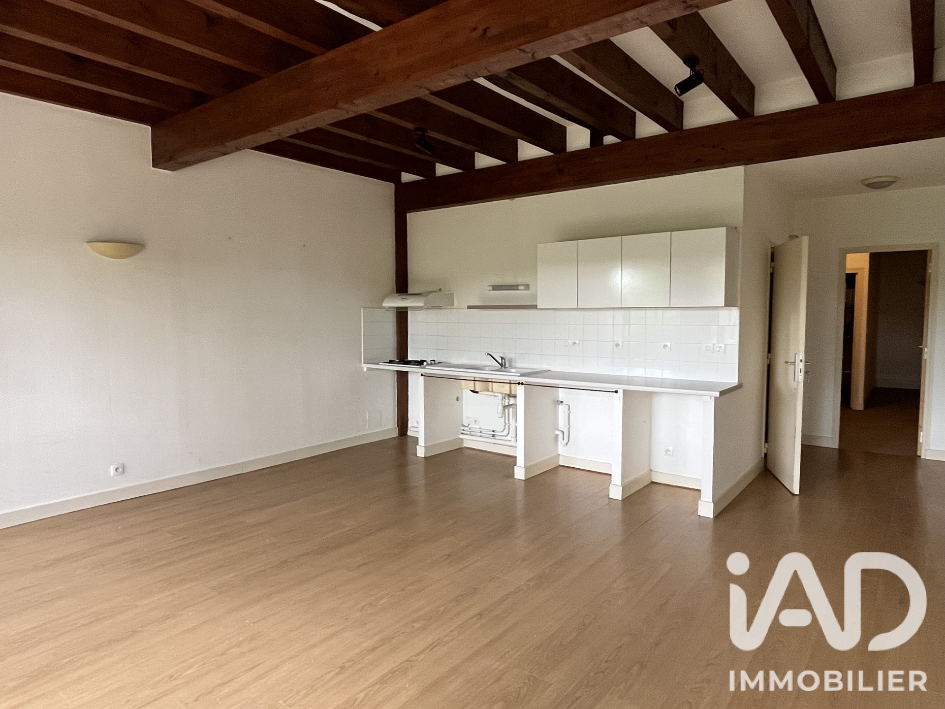 Vente immeuble 389 m² à Saint-Savin (86310) - 2064194 — 7