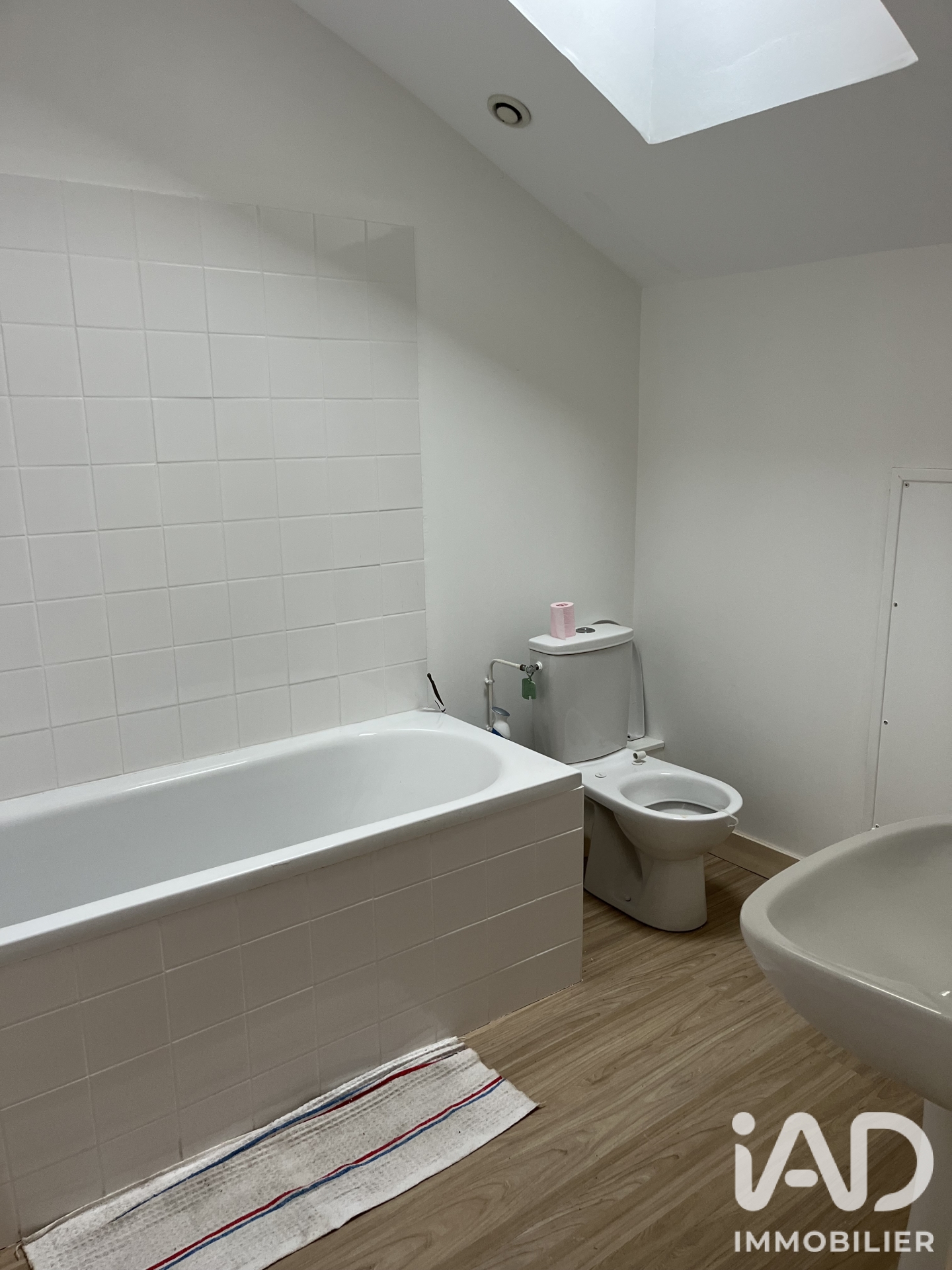 Vente immeuble 389 m² à Saint-Savin (86310) - 2064194 — 22