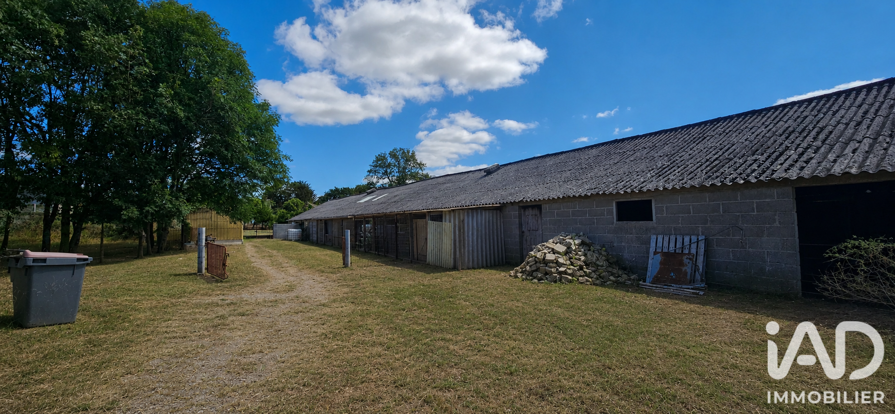 Vente Terrain 2 200 m&sup2;