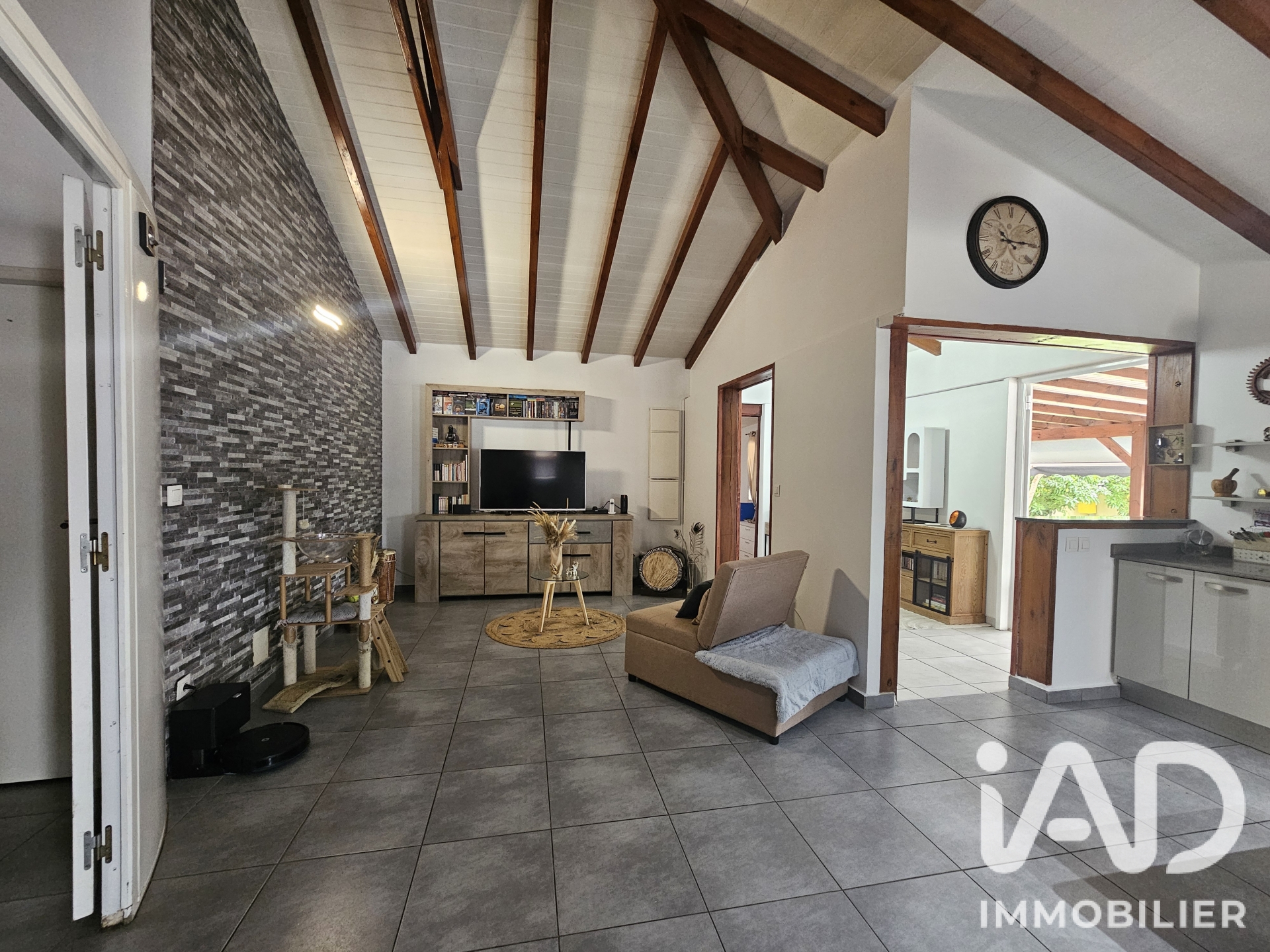 Vente maison à Le Moule (97160) : maison 4 pièces 135 m² - 2066774 — 5