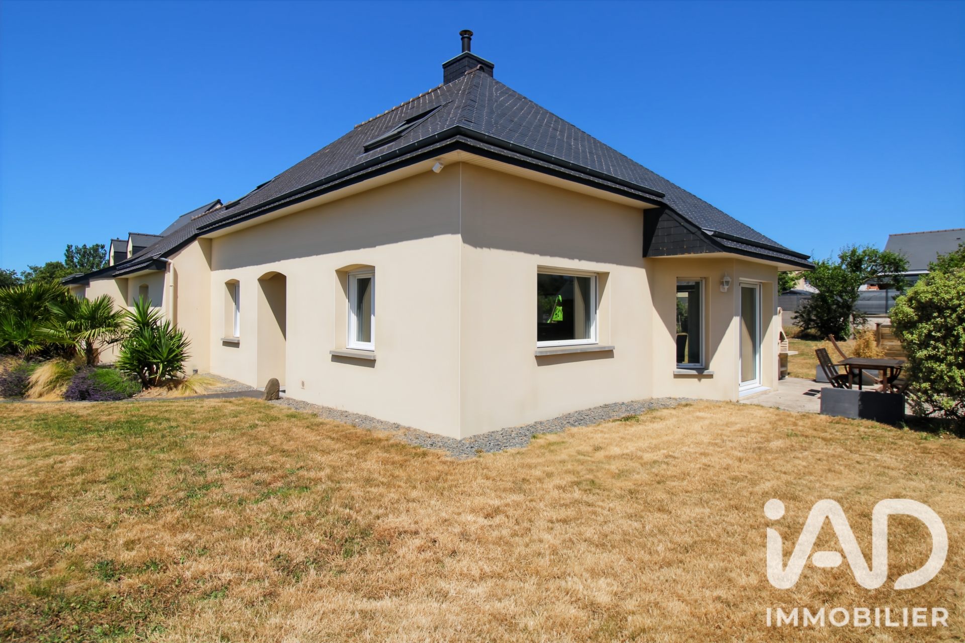 Maison à vendre à Andel — 372 000 € — IAD France