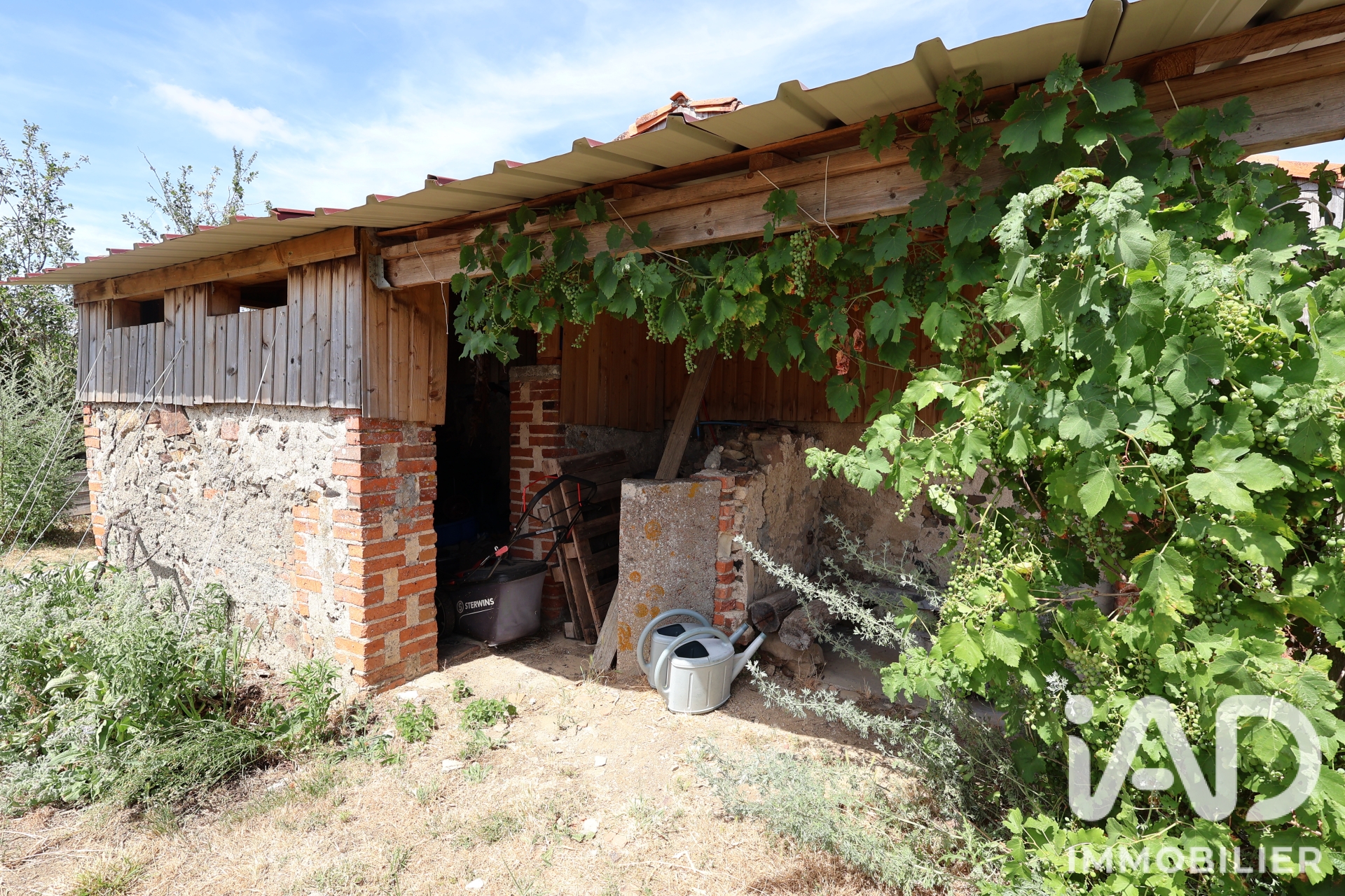 Vente maison à Val en Vignes (79290) : maison de campagne 2 pièces 75 m² - 2058601 — 24