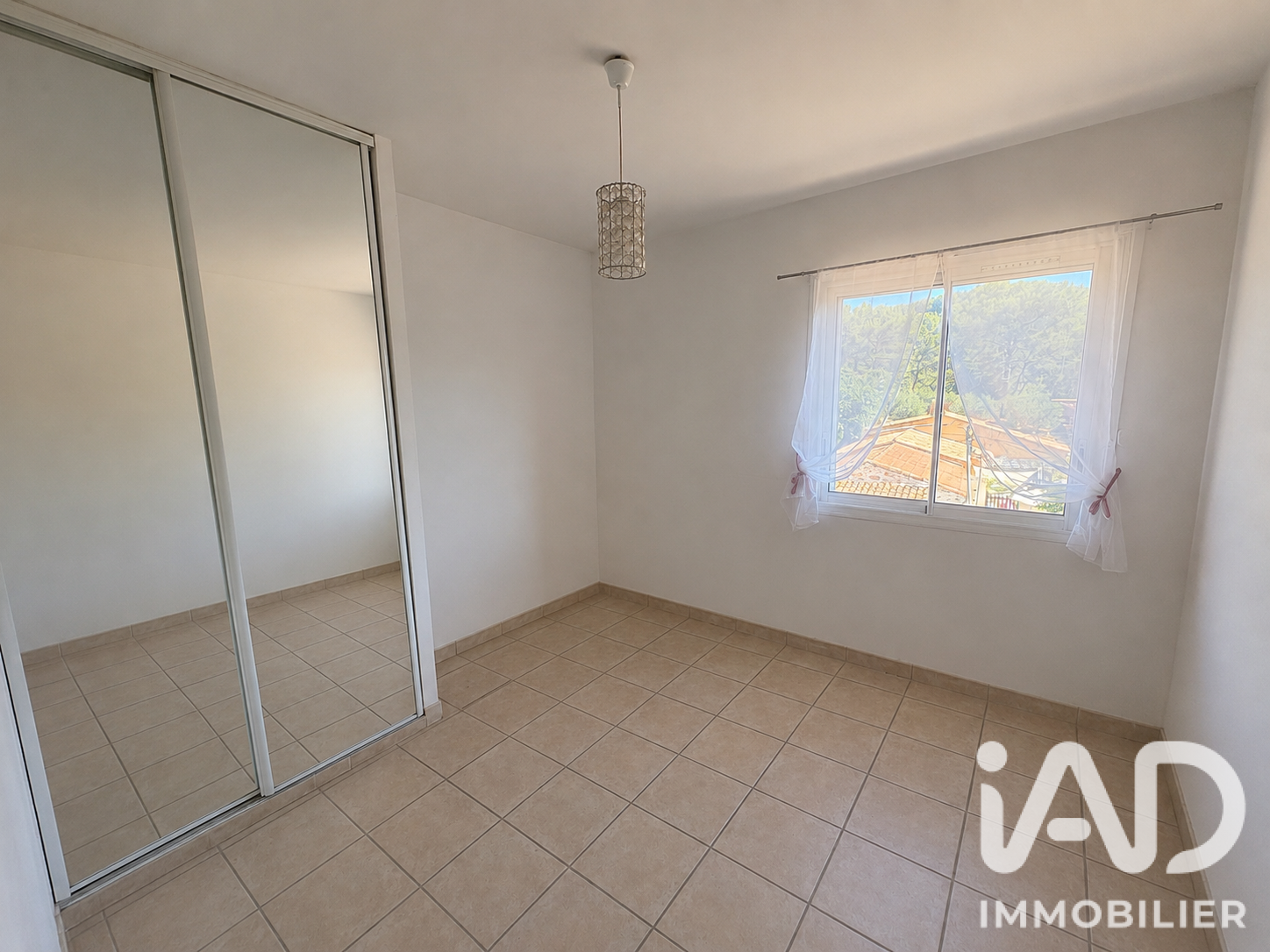 Vente maison à Bandol (83150) : maison traditionnelle 5 pièces 137 m² - 2070282 — 10