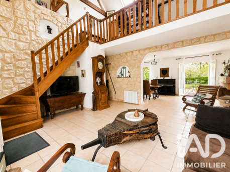 Vente maison à Tournan-en-Brie (77220) : maison 7 pièces 236 m² - 2069603 — 4
