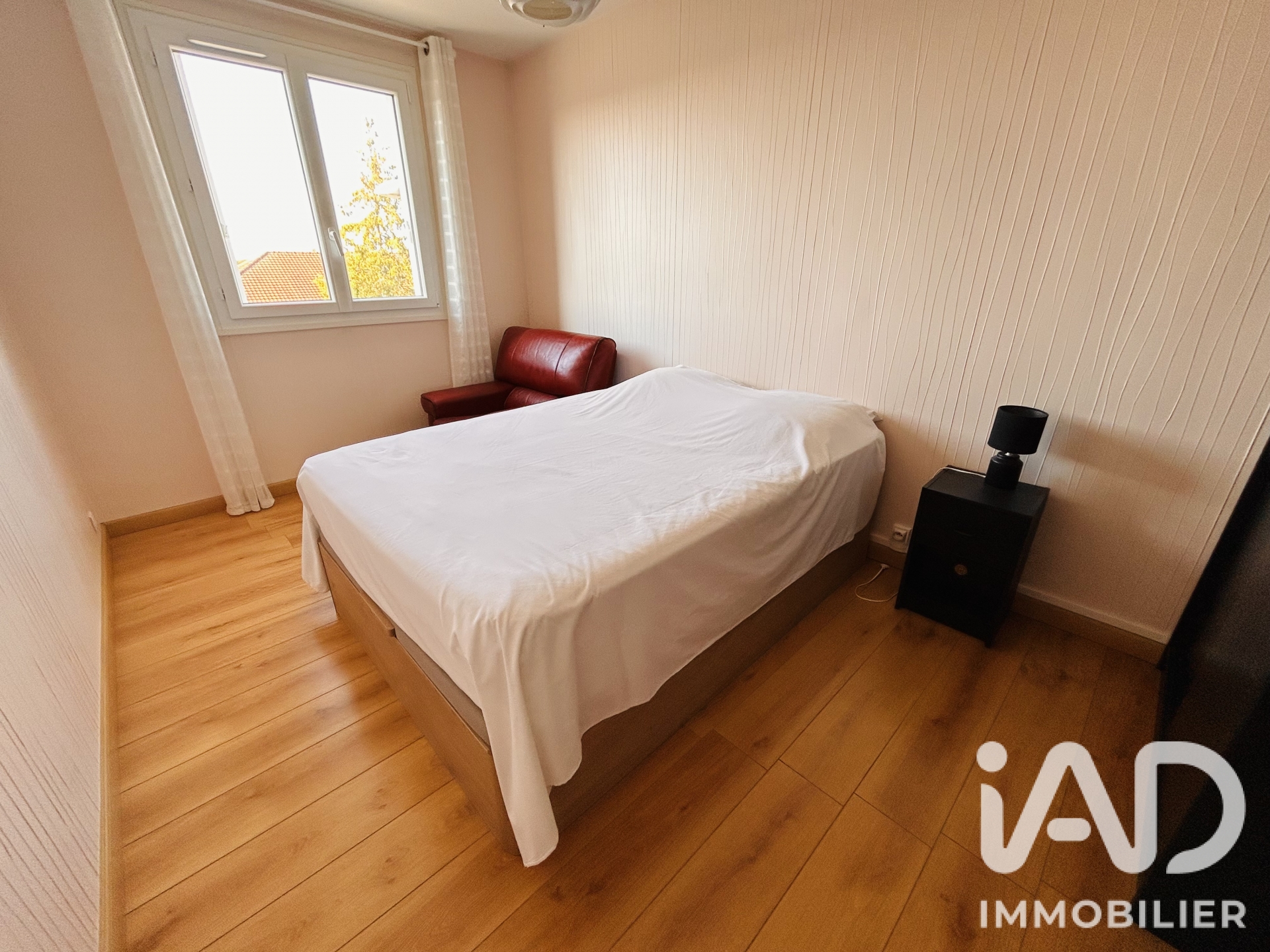 Vente appartement à Saint-Julien-les-Villas (10800) : appartement 3 pièces 65 m² - 2070057 — 10