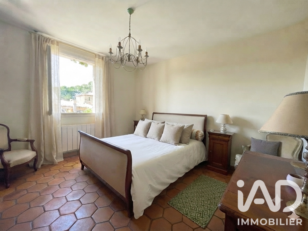 Vente maison à Rognac (13340) : maison traditionnelle 5 pièces 163 m² — 15