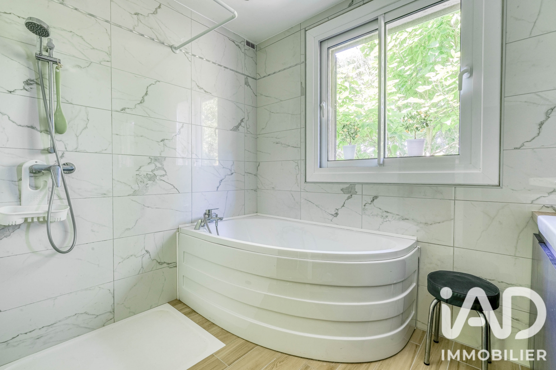 Vente maison à Crécy-la-Chapelle (77580) : maison 10 pièces 225 m² - 2058857 — 11