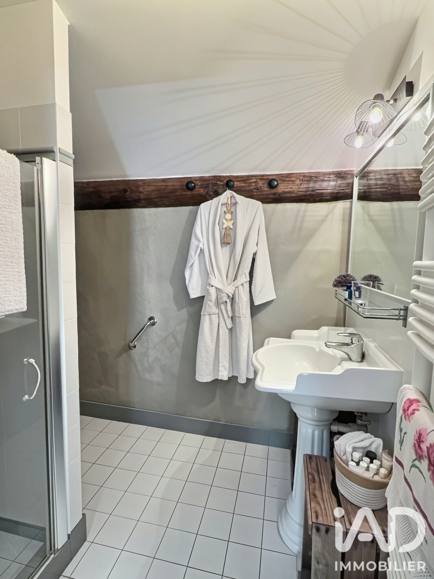 Vente maison à Mouriès (13890) : maison de village 6 pièces 205 m² - 2070684 — 17
