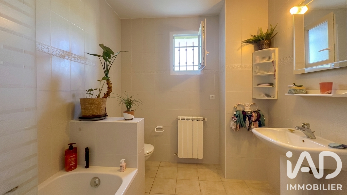 Vente maison à Sommières (30250) : maison 5 pièces 155 m² - 2069470 — 17