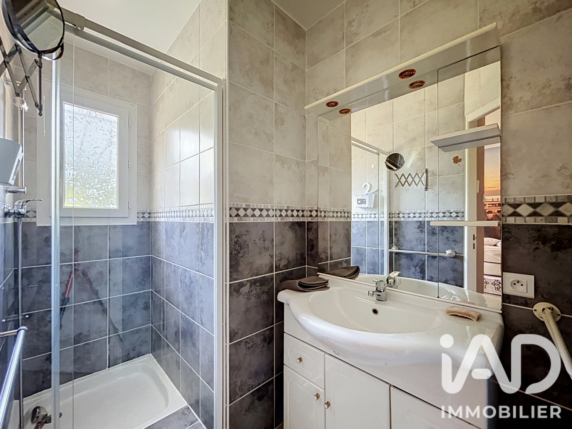 Vente maison à Saint-Front-de-Pradoux (24400) : maison 6 pièces 193 m² - 2071455 — 16