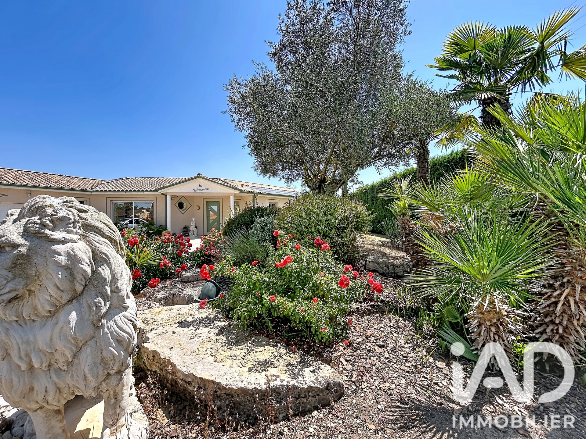 Vente maison à Saint-Front-de-Pradoux (24400) : maison 6 pièces 193 m² - 2071455 — 24