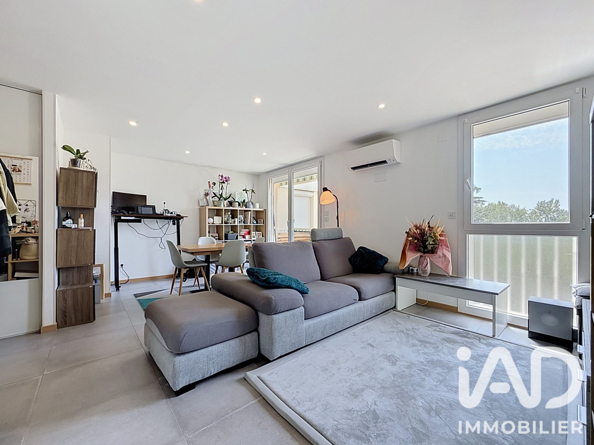 Appartement à vendre à Salon-de-Provence — 220 000 € — IAD France