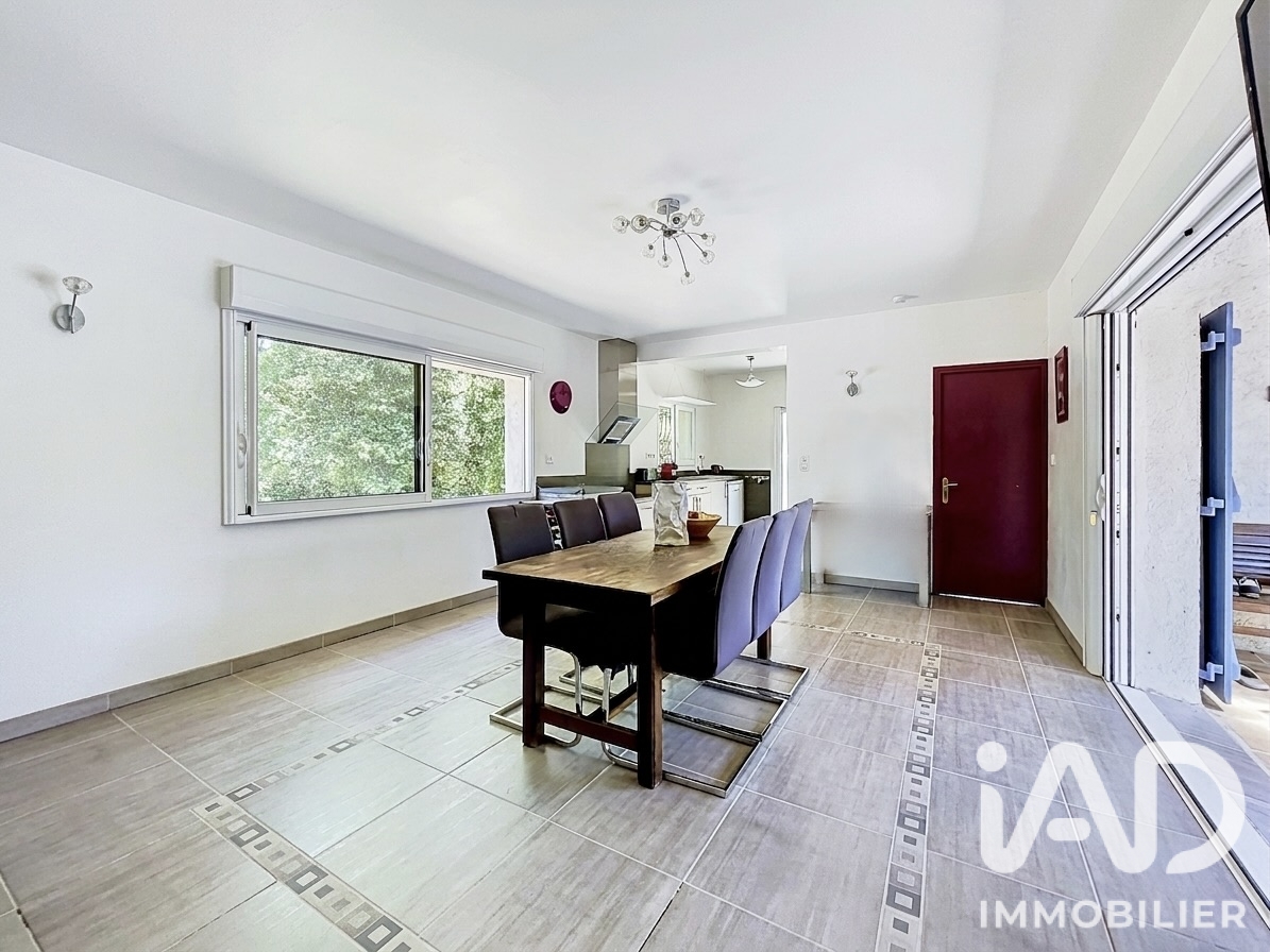 Vente maison à Bagnols-en-Forêt (83600) : maison traditionnelle 6 pièces 120 m² - 2068636 — 10