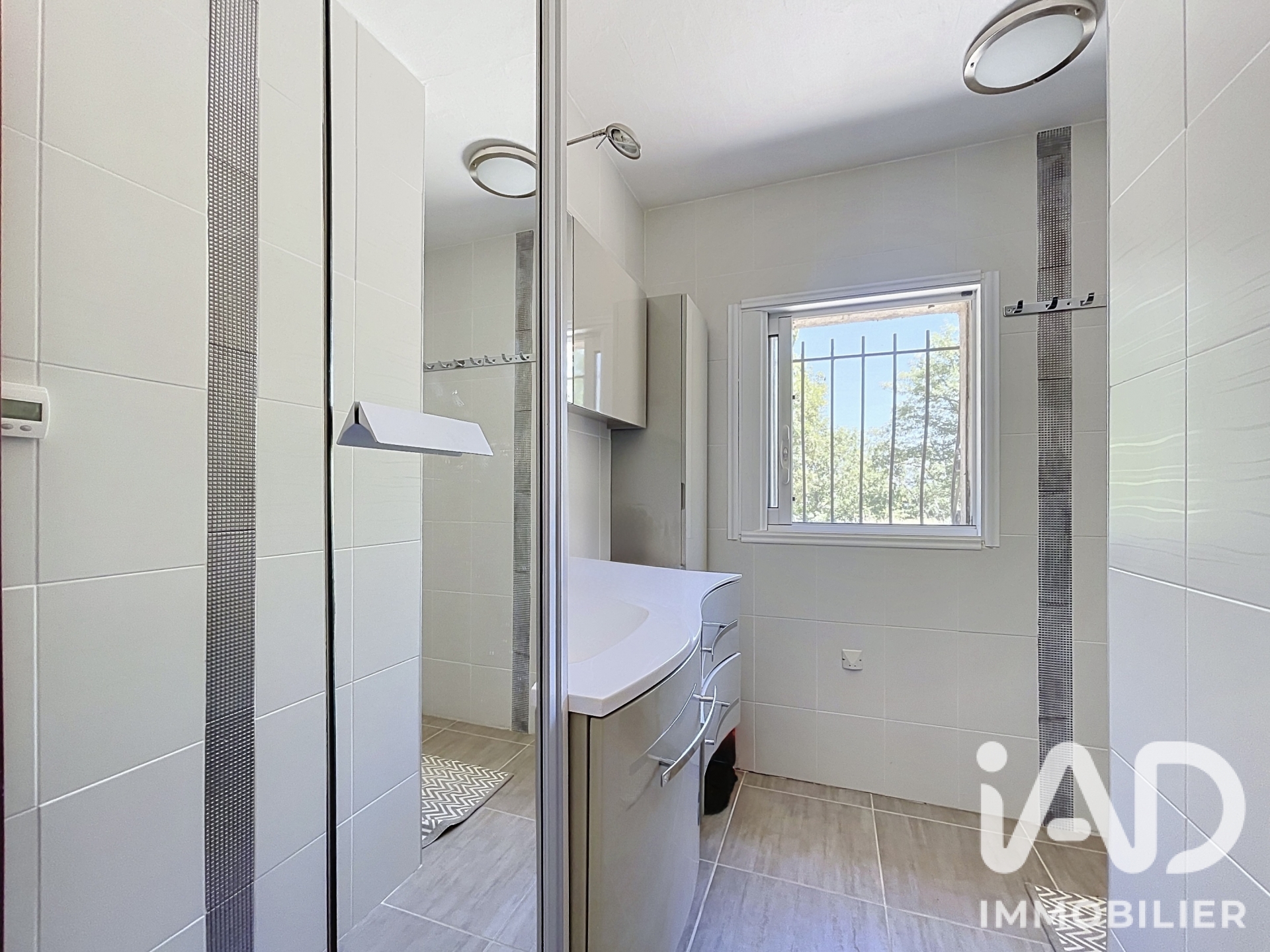 Vente maison à Bagnols-en-Forêt (83600) : maison traditionnelle 6 pièces 120 m² - 2068636 — 17