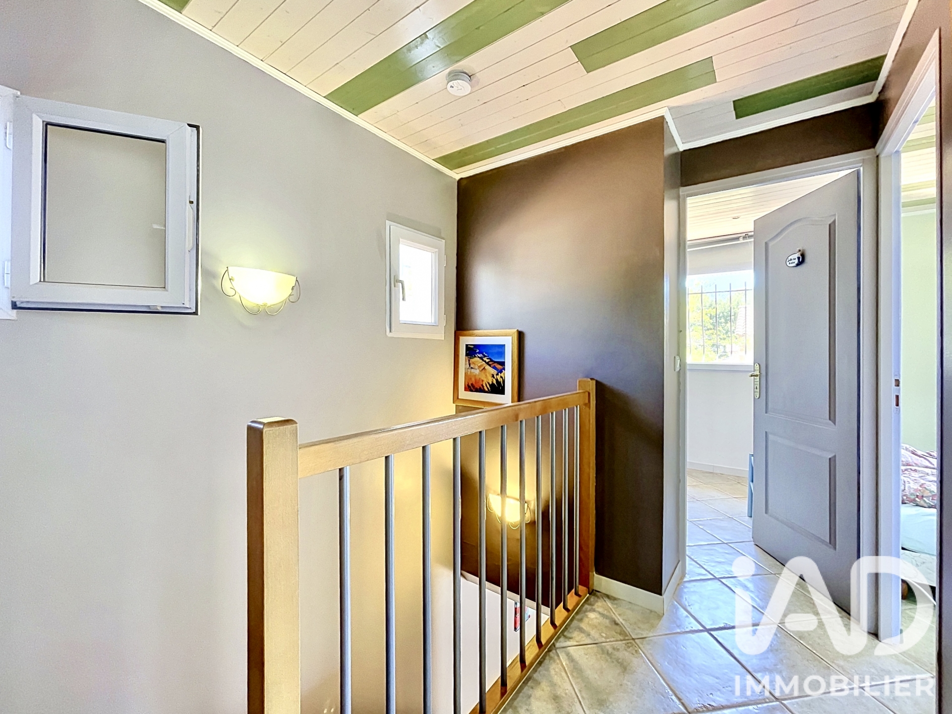 Vente maison à Bagnols-en-Forêt (83600) : maison traditionnelle 6 pièces 120 m² - 2068636 — 25