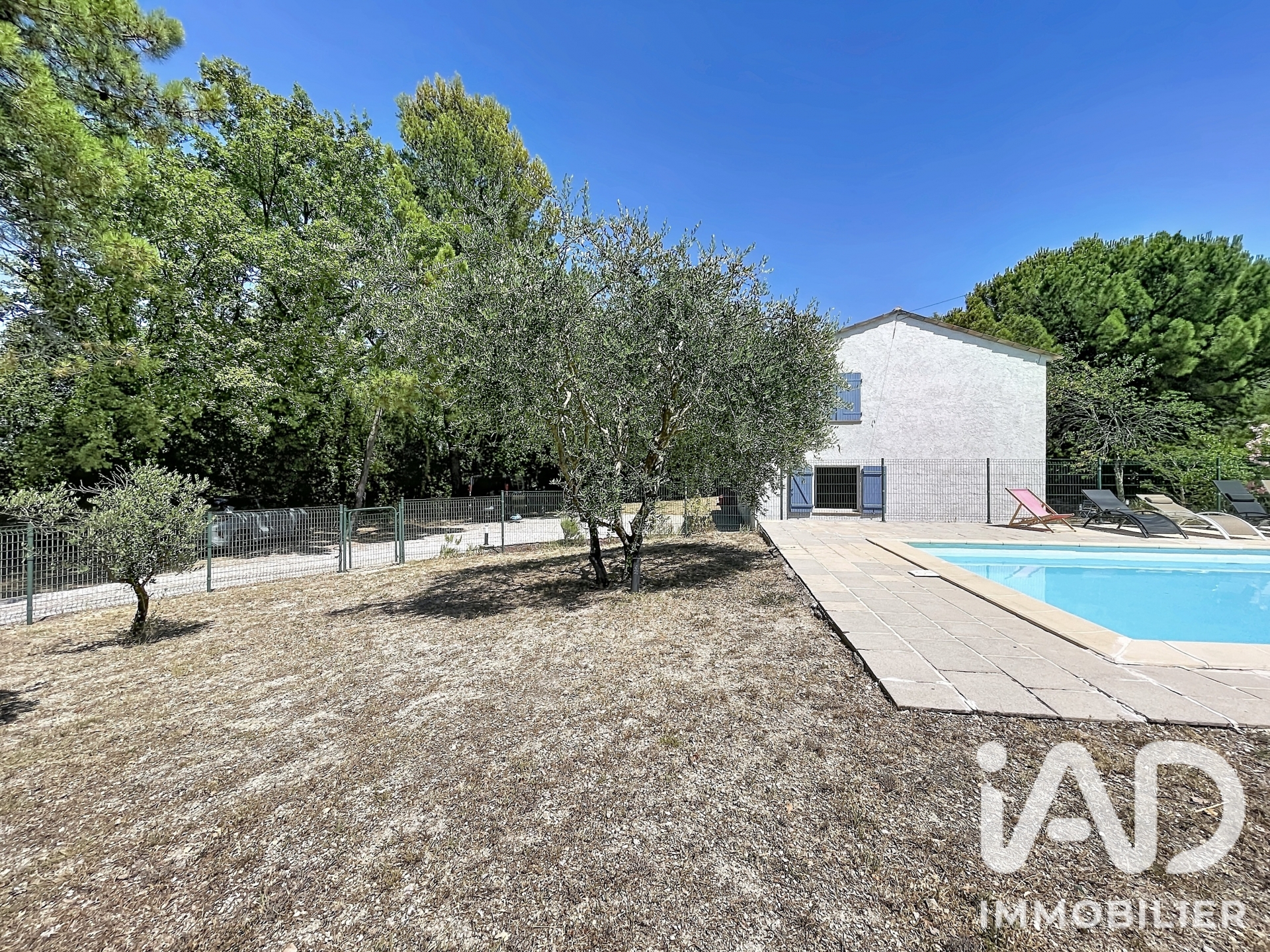 Vente maison à Bagnols-en-Forêt (83600) : maison traditionnelle 6 pièces 120 m² - 2068636 — 28