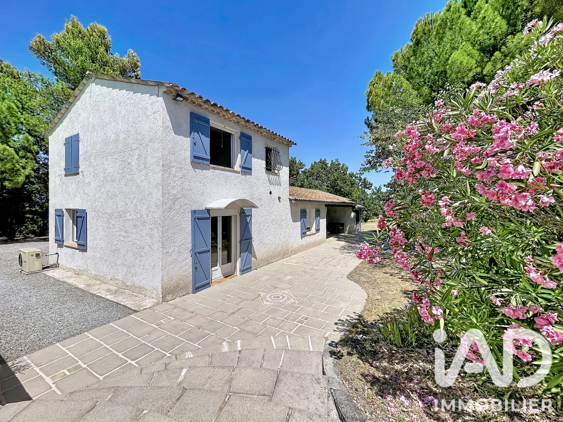 Vente maison à Bagnols-en-Forêt (83600) : maison traditionnelle 6 pièces 120 m² - 2068636 — 30
