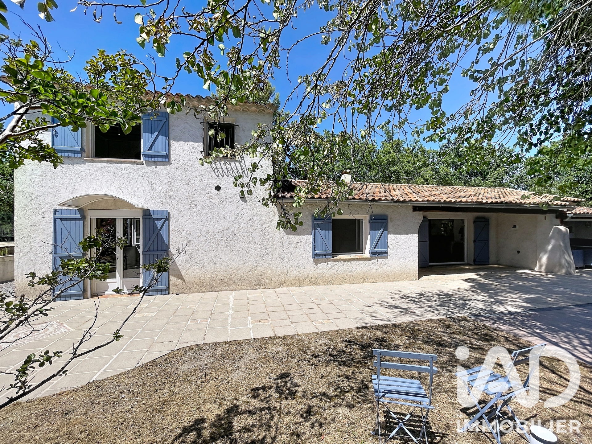 Vente maison à Bagnols-en-Forêt (83600) : maison traditionnelle 6 pièces 120 m² - 2068636 — 6