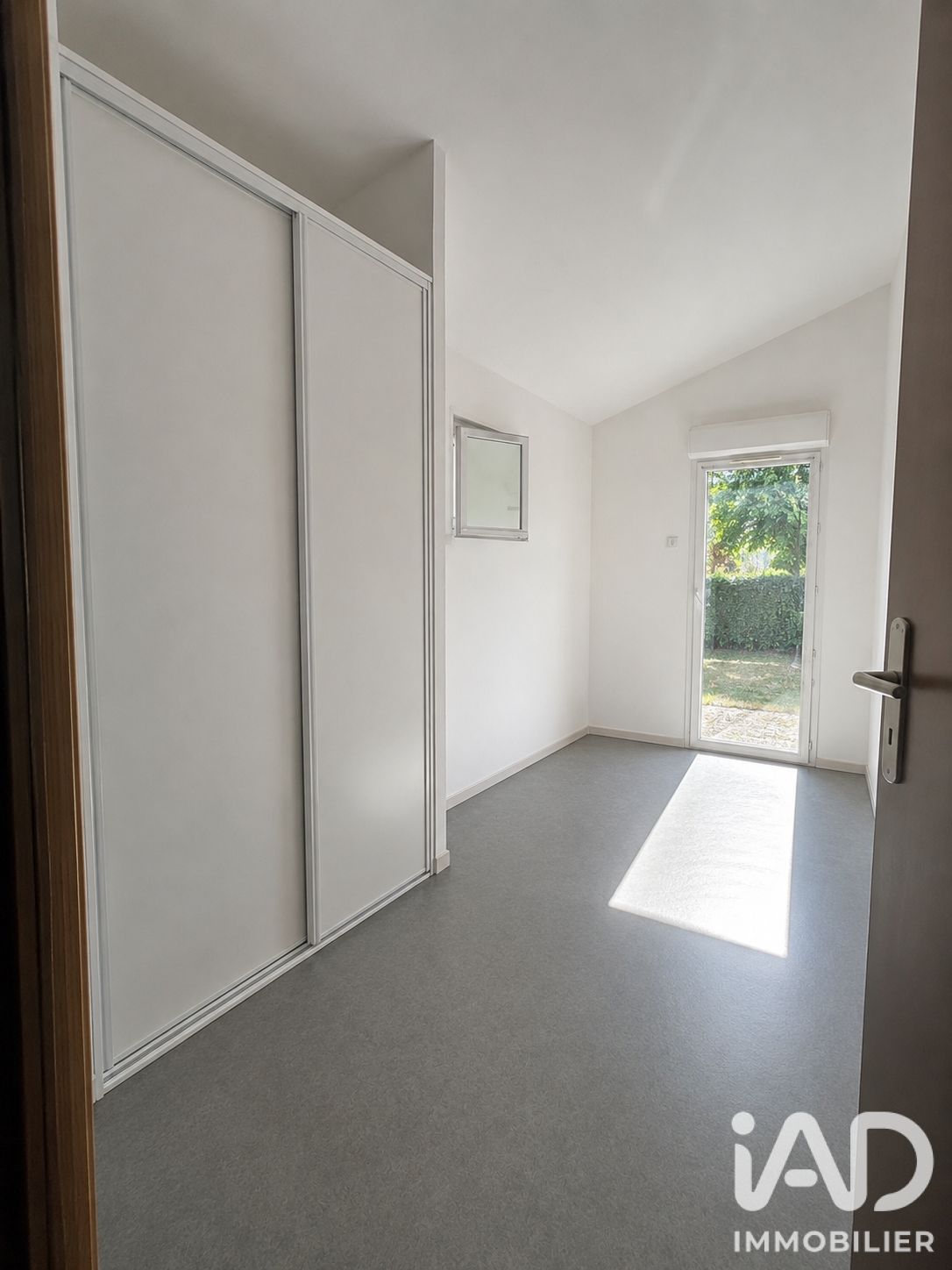 Vente maison à Thénac (17460) : maison 2 pièces 40 m² - 2063328 — 4