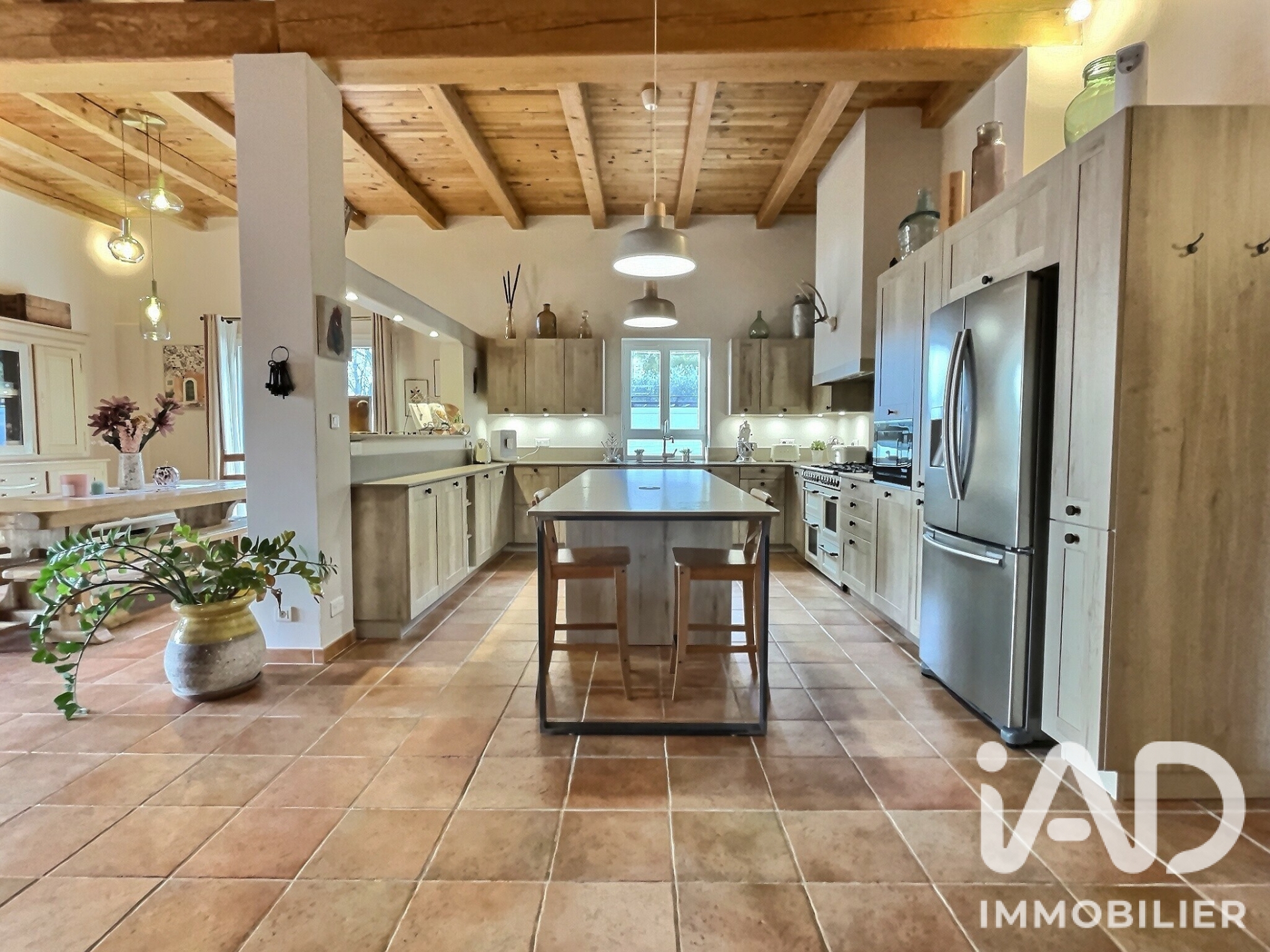Vente maison à Saint-Martin-de-Crau (13310) : maison 6 pièces 185 m² - 2071873 — 8