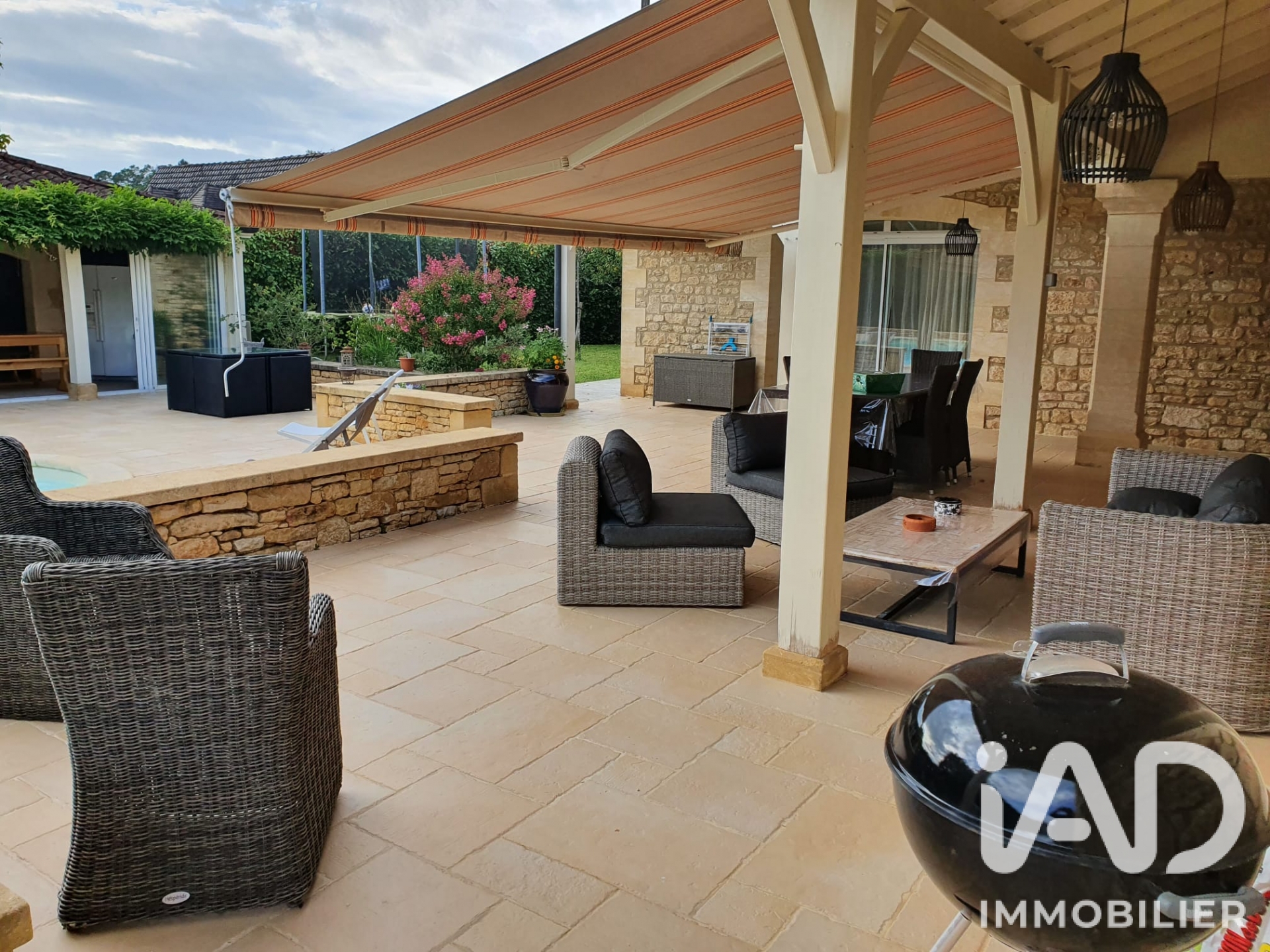Vente maison à Carsac-Aillac (24200) : maison traditionnelle 9 pièces 276 m² - 2070310 — 5