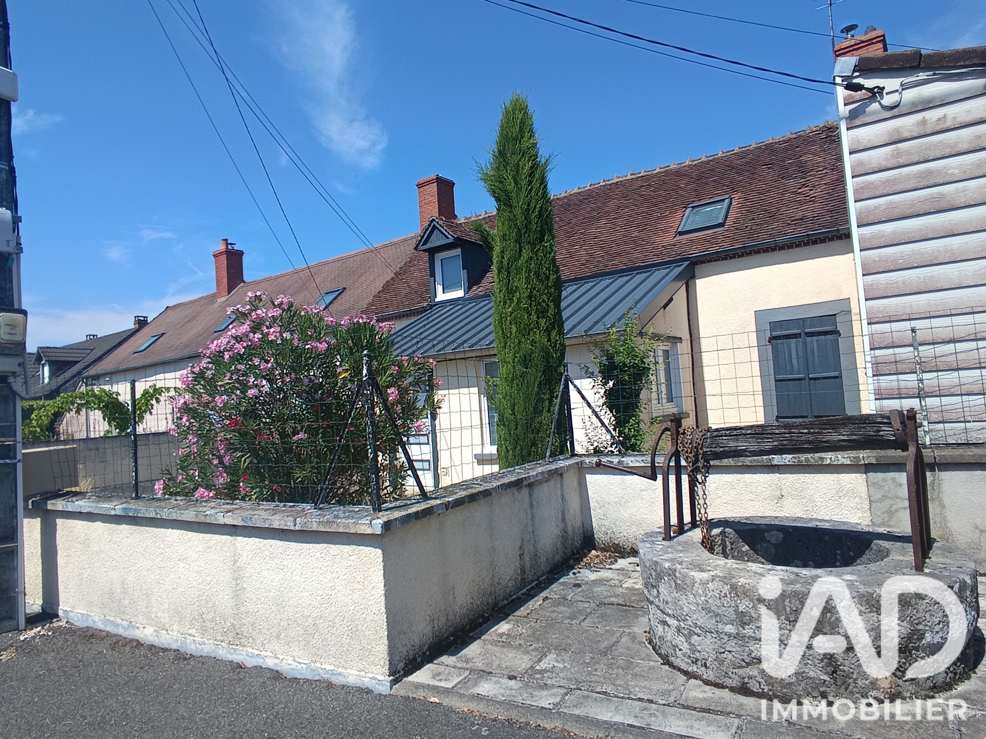Vente maison à La Chapelle-Saint-Ursin (18570) : maison de village 3 pièces 87 m² - 2067385 — 8