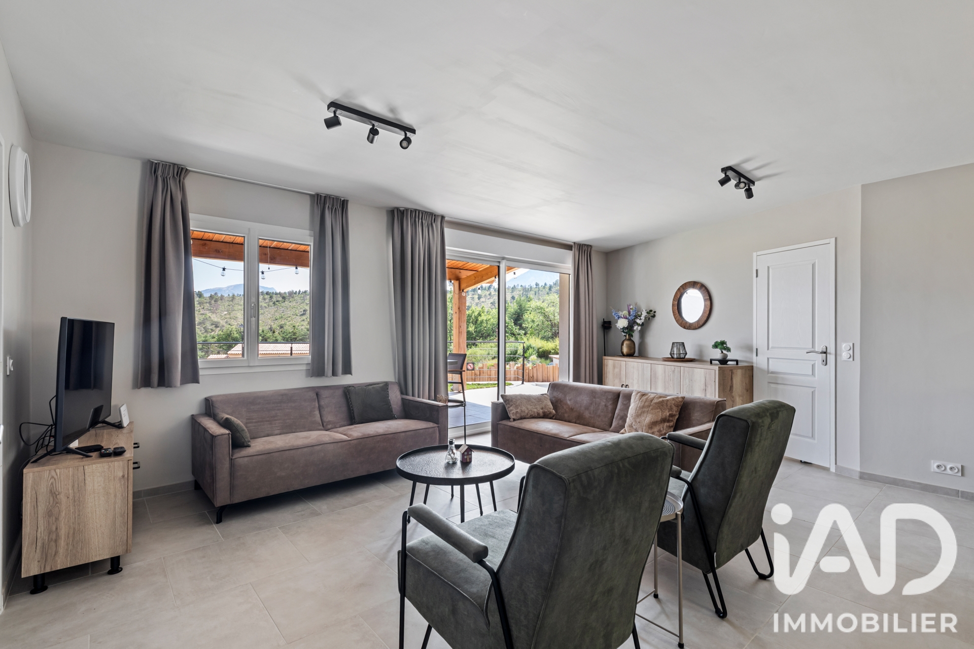 Vente maison à Castellane (04120) : maison d'architecte 5 pièces 94 m² - 2061179 — 9