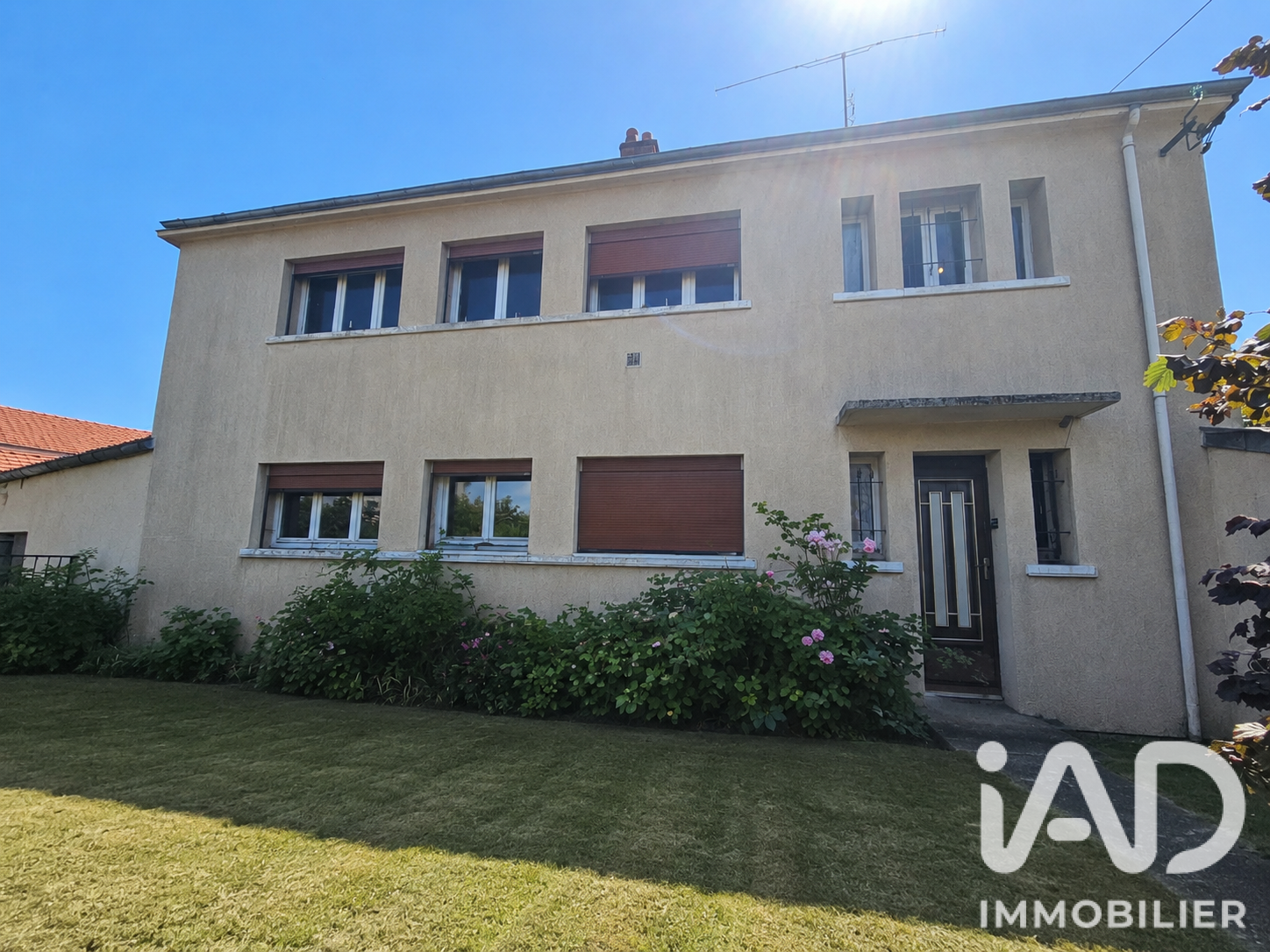 Vente maison à Charleville-Mézières (08000) : maison 6 pièces 150 m² - 2068786 — 2