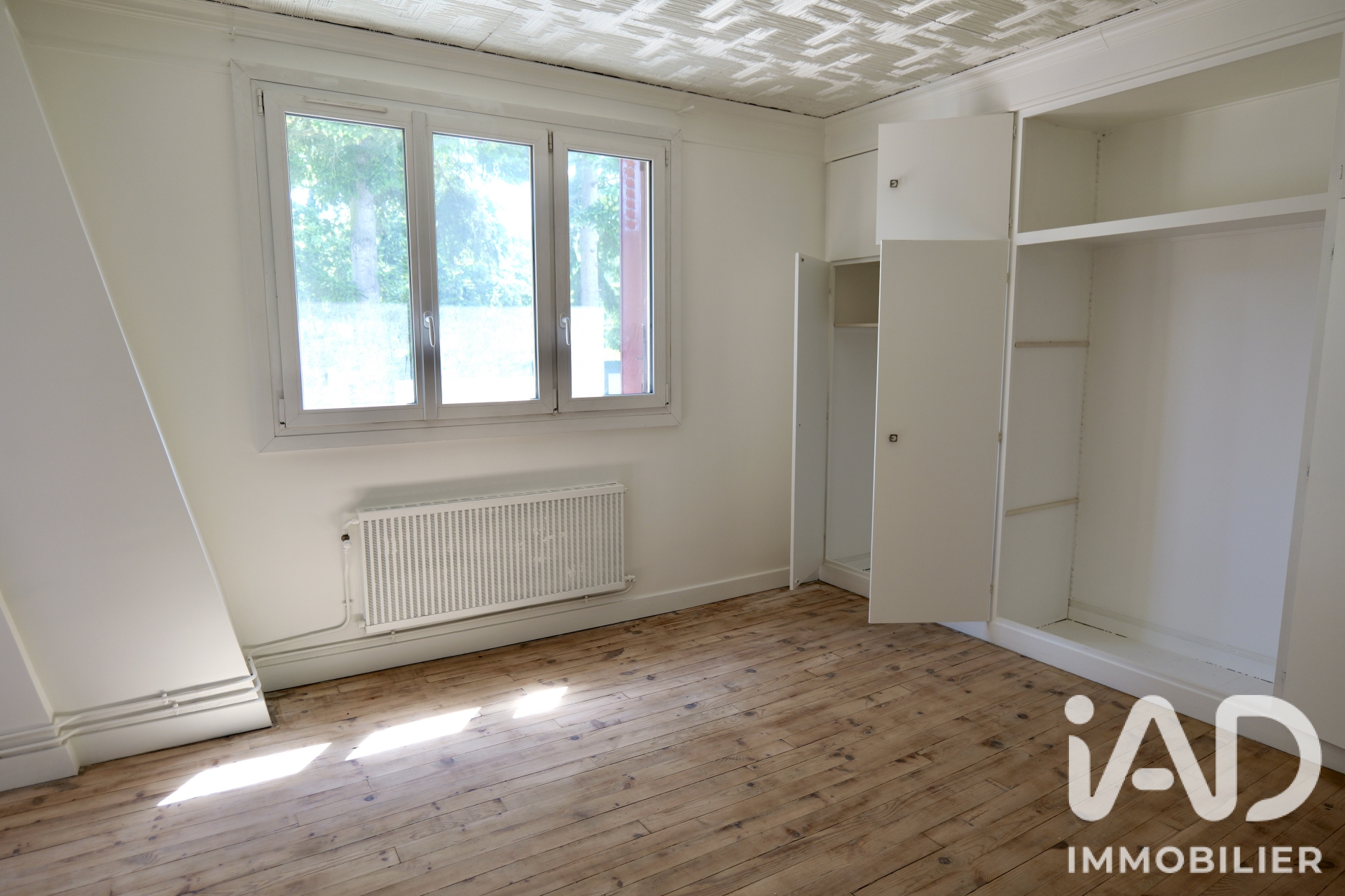 Vente maison à Neuville-sur-Oise (95000) : maison 7 pièces 197 m² - 2071339 — 10