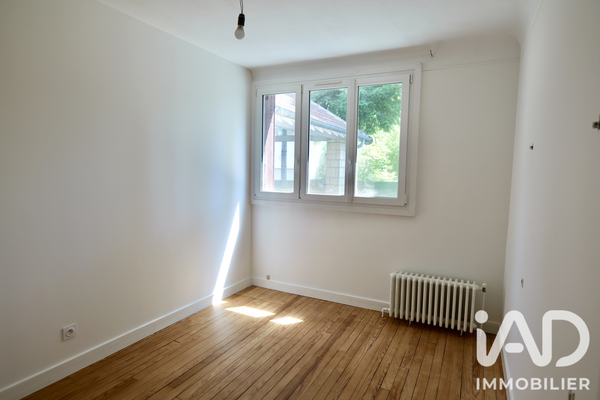 Vente maison à Neuville-sur-Oise (95000) : maison 7 pièces 197 m² - 2071339 — 7
