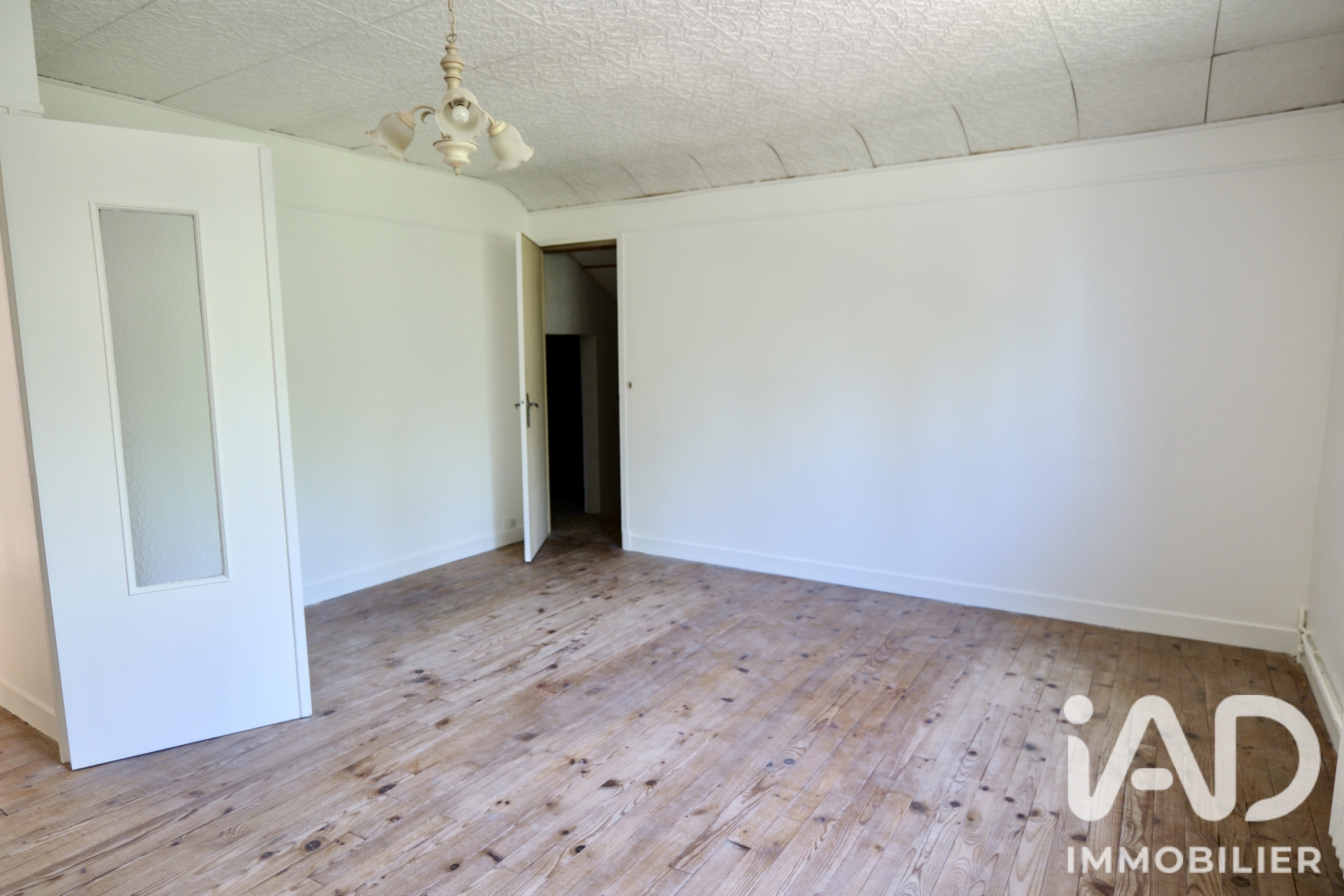 Vente maison à Neuville-sur-Oise (95000) : maison 7 pièces 197 m² - 2071339 — 11