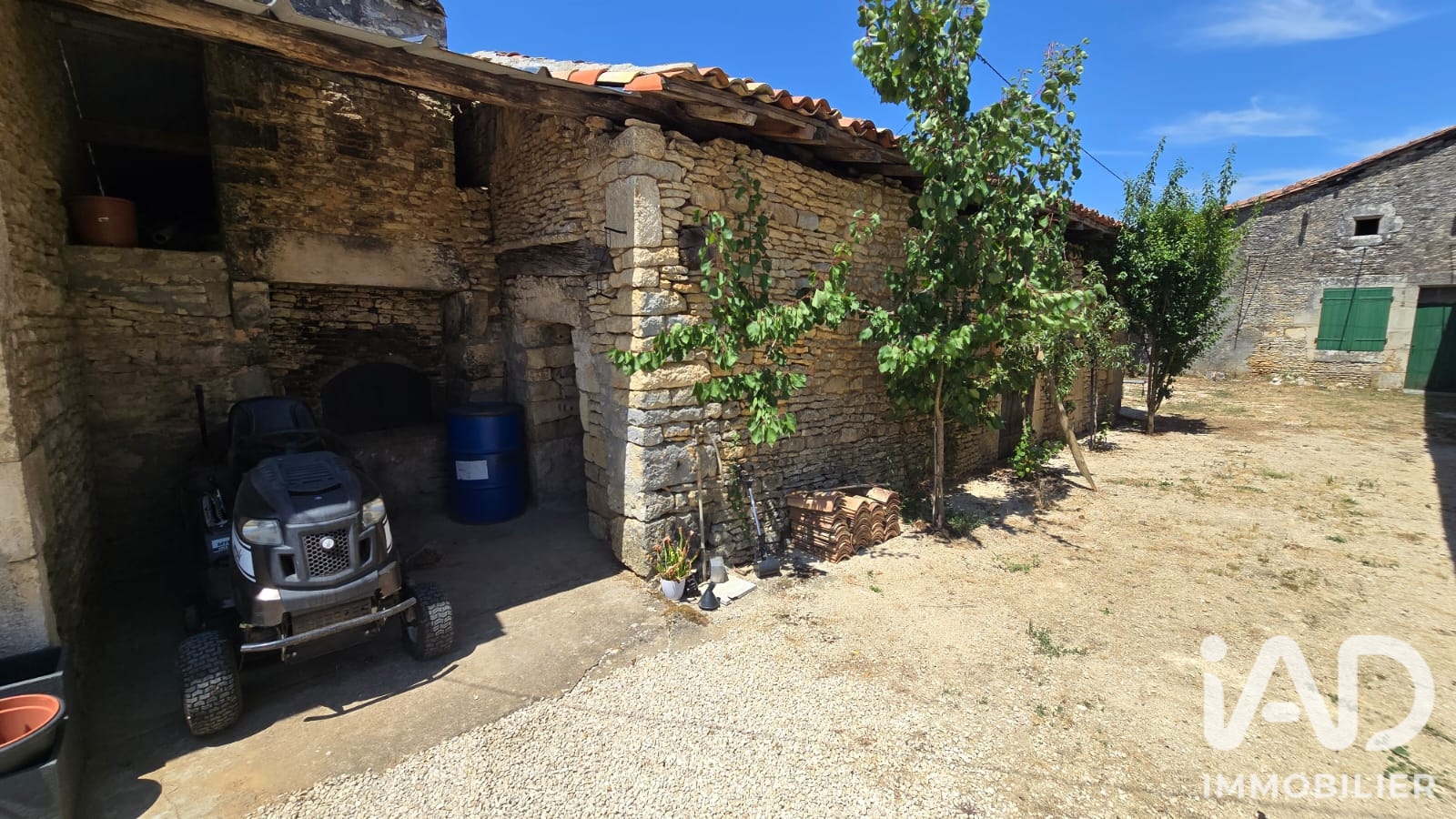 Vente maison à Blanzay (86400) : maison de village 4 pièces 120 m² - 2018490 — 20