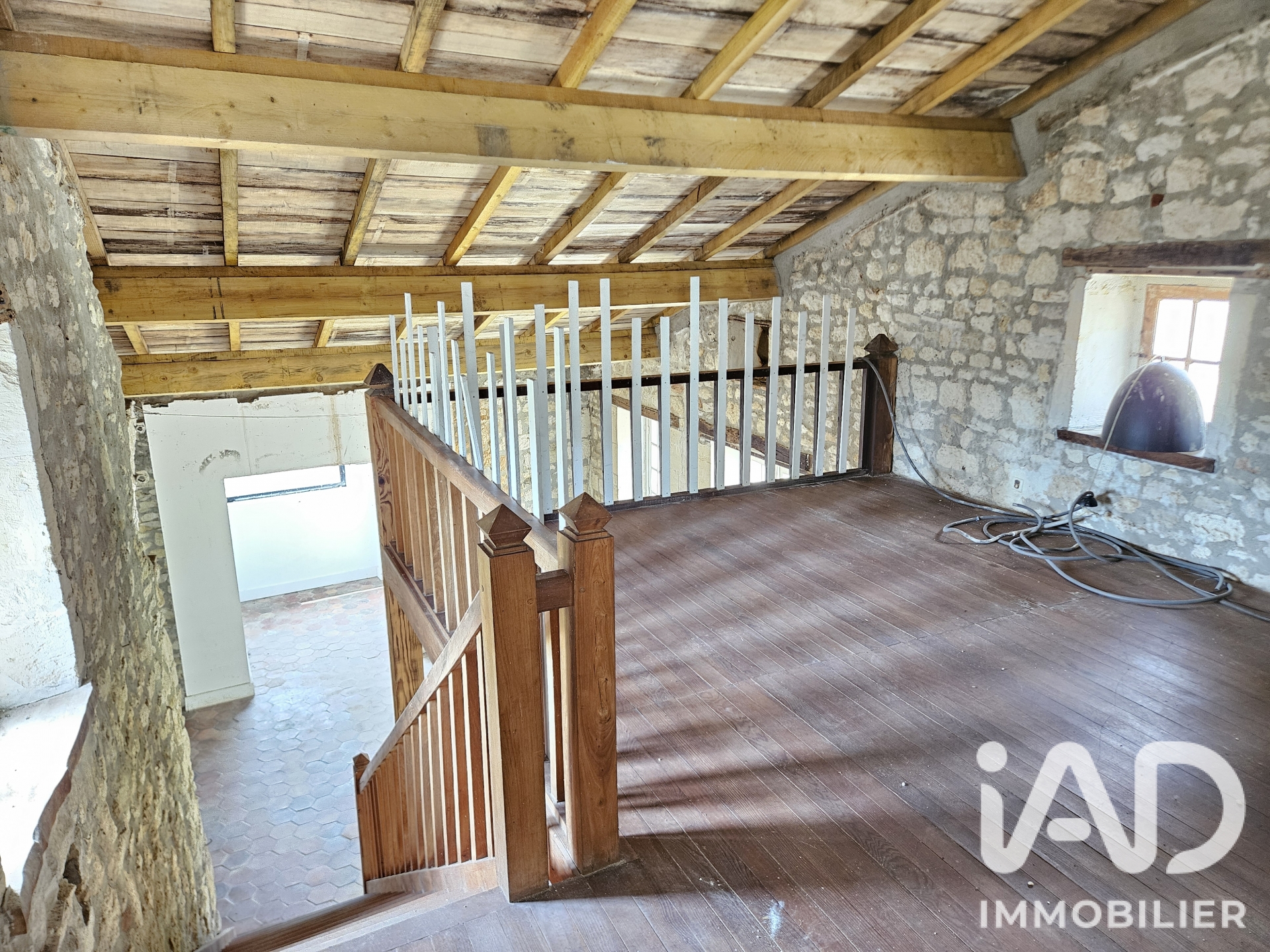 Vente immeuble 378 m² à Saint-Sauvant (17610) - 2071699 — 6