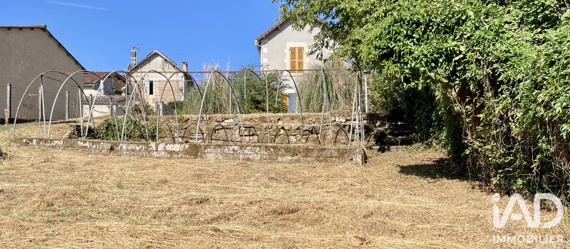 Vente maison à Thiviers (24800) : maison 7 pièces 120 m² — 16