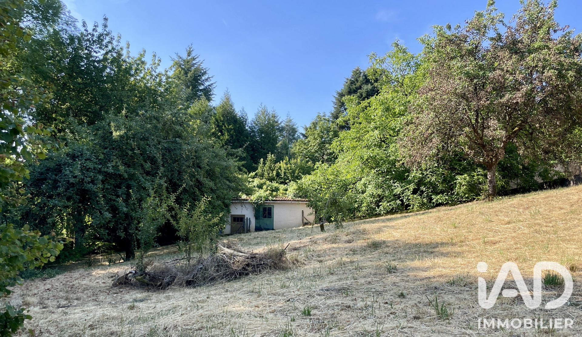 Vente maison à Thiviers (24800) : maison 7 pièces 120 m² — 14