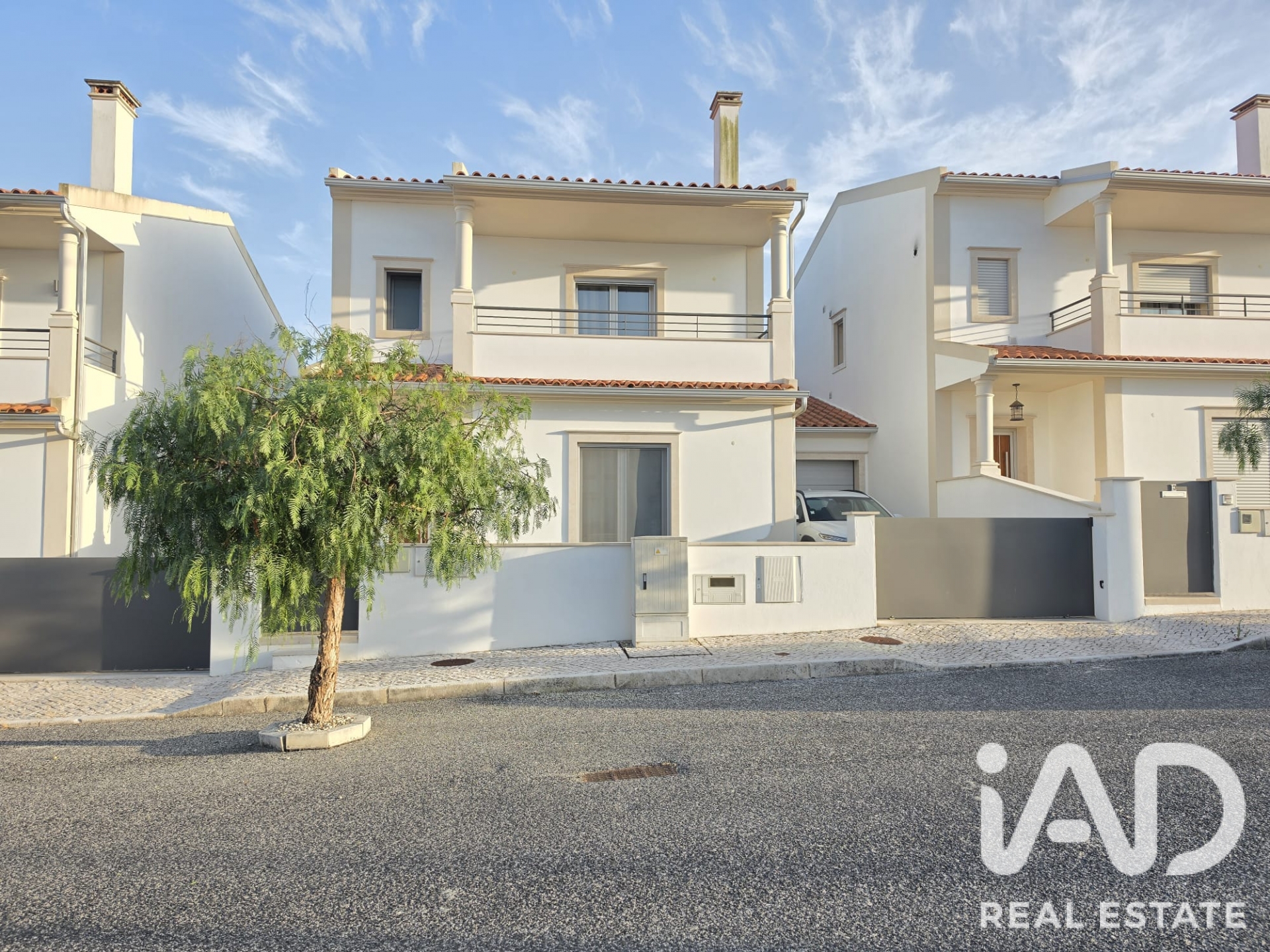 Semi Detached House em Cela