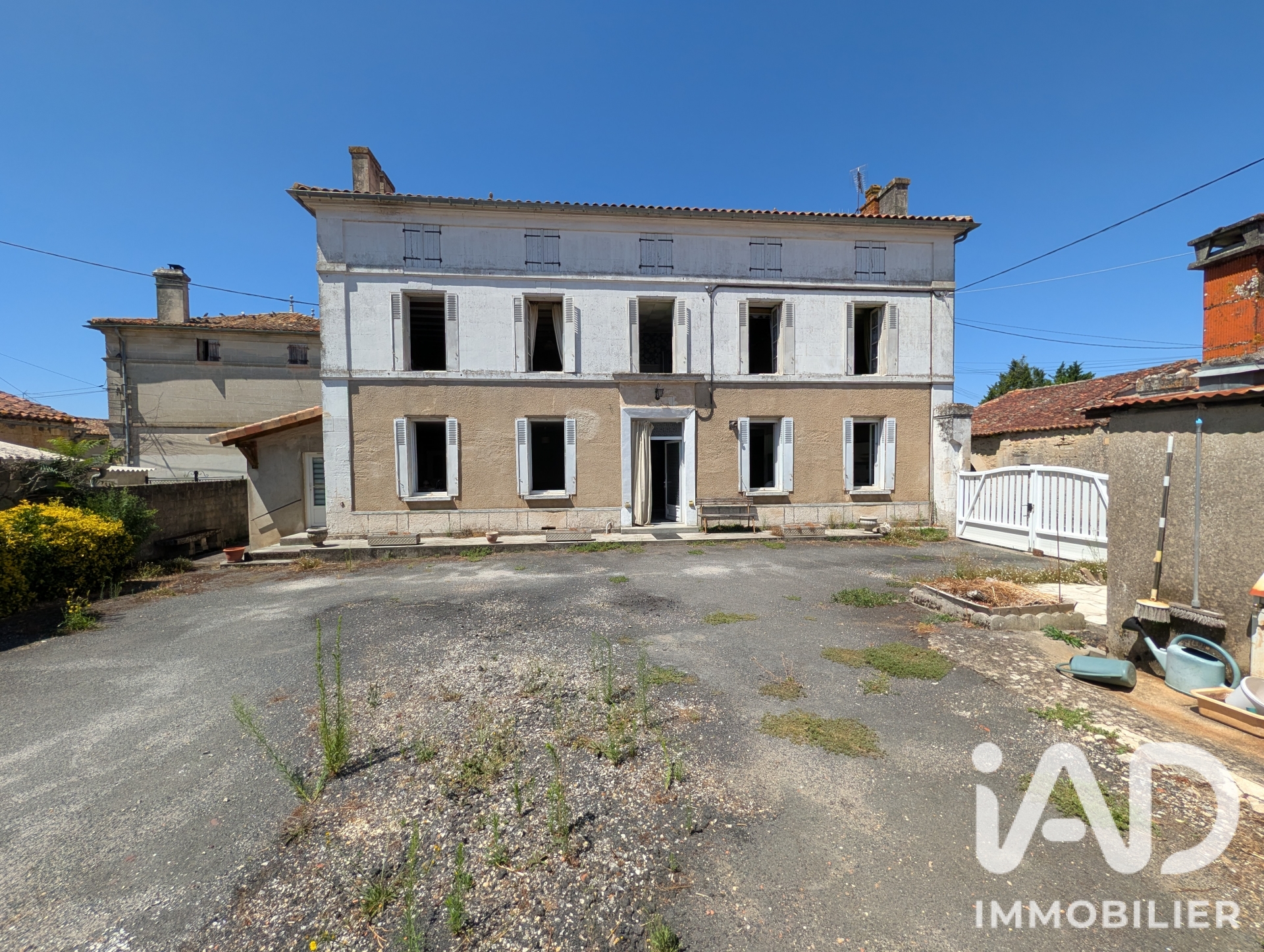 Vente Maison de village 8 pièces