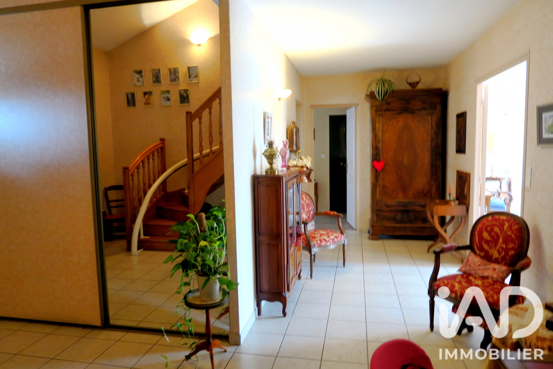 Vente maison à Buxerolles (86180) : maison 7 pièces 200 m² - 2073699 — 8