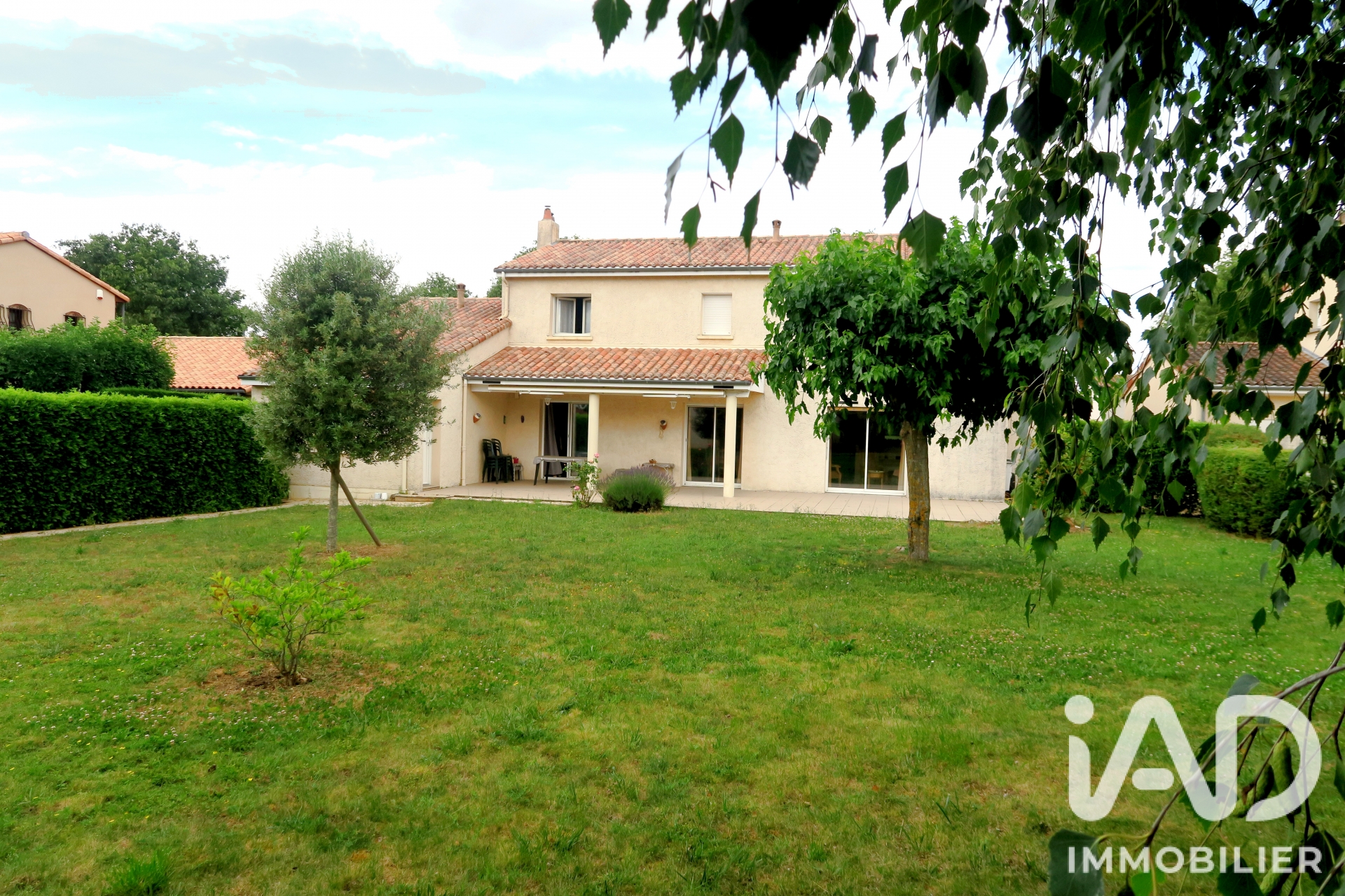 Vente maison à Buxerolles (86180) : maison 7 pièces 200 m² - 2073699 — 12