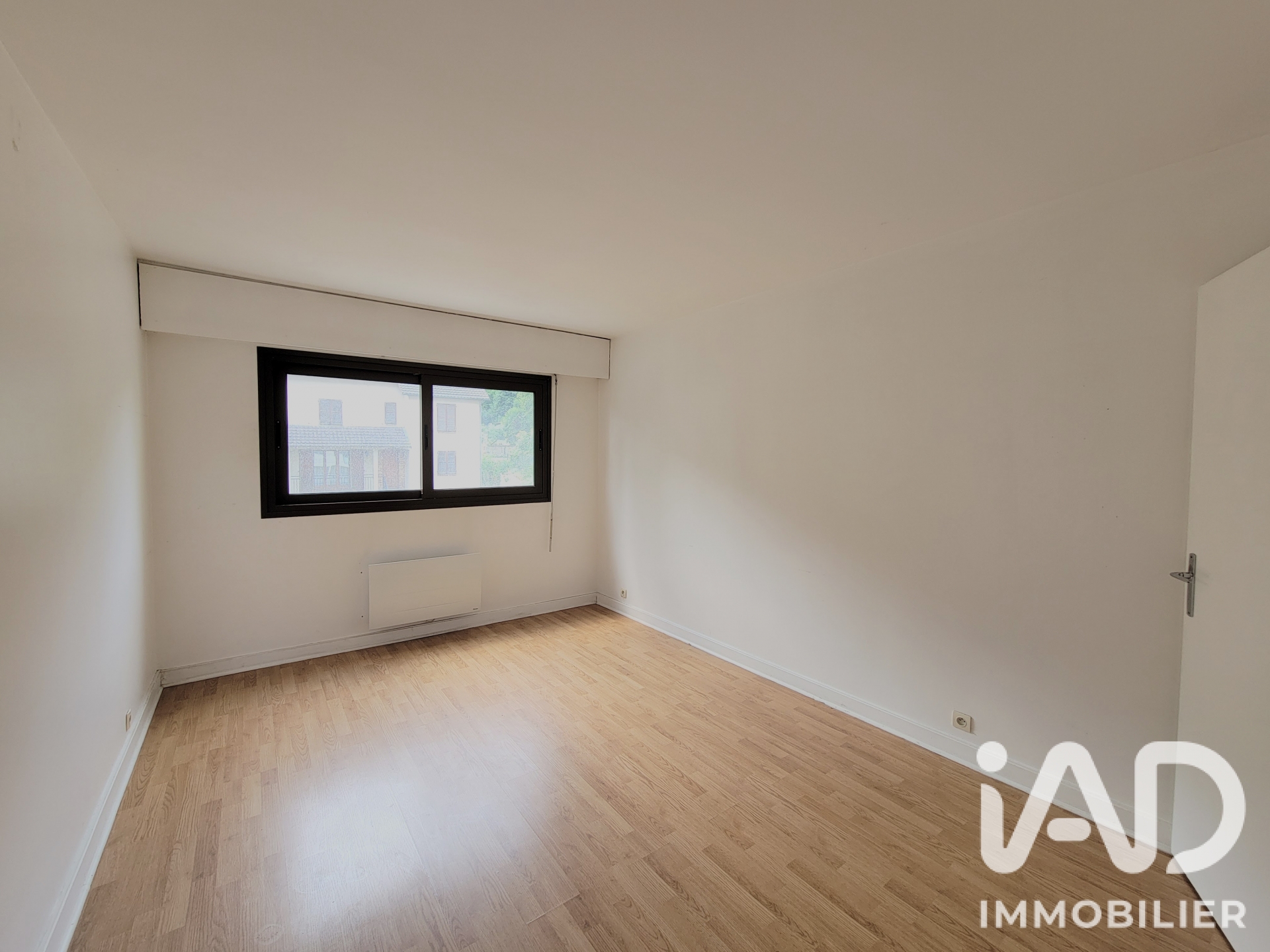 Vente appartement à Juvisy-sur-Orge (91260) : appartement 4 pièces 80 m² - 2057676 — 8