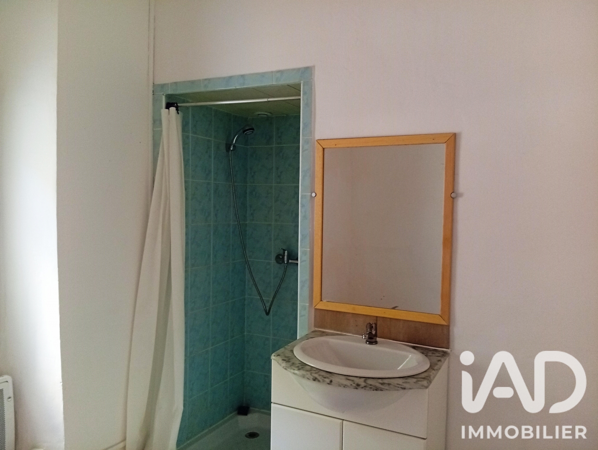 Vente appartement à Bédarieux (34600) : appartement 2 pièces 28 m² — 23