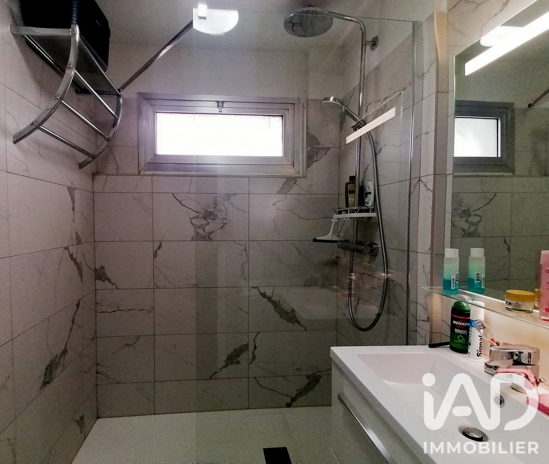 Vente appartement à Le Lavandou (83980) : appartement 2 pièces 40 m² — 4