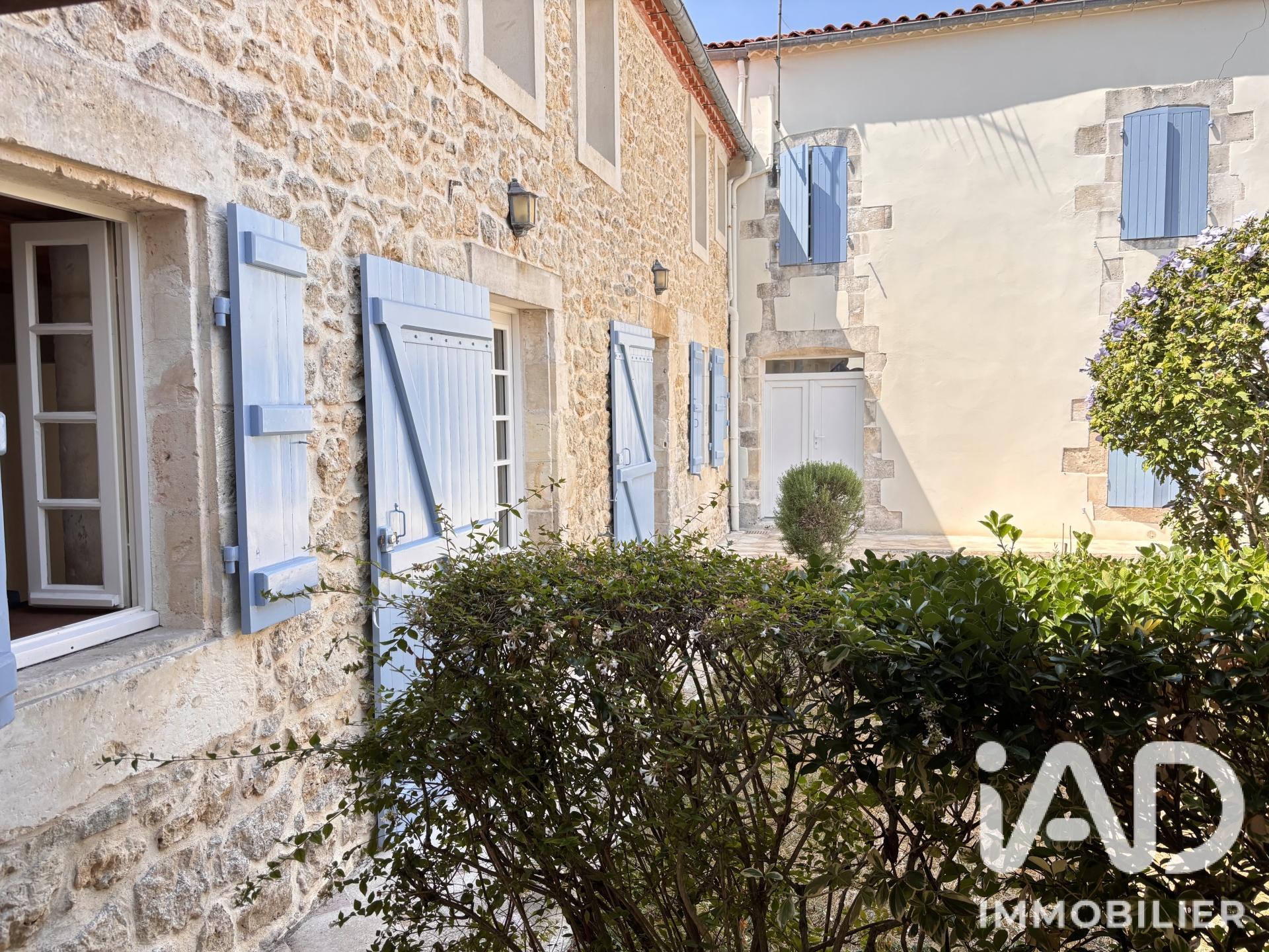 Vente Maison de village 9 pièces