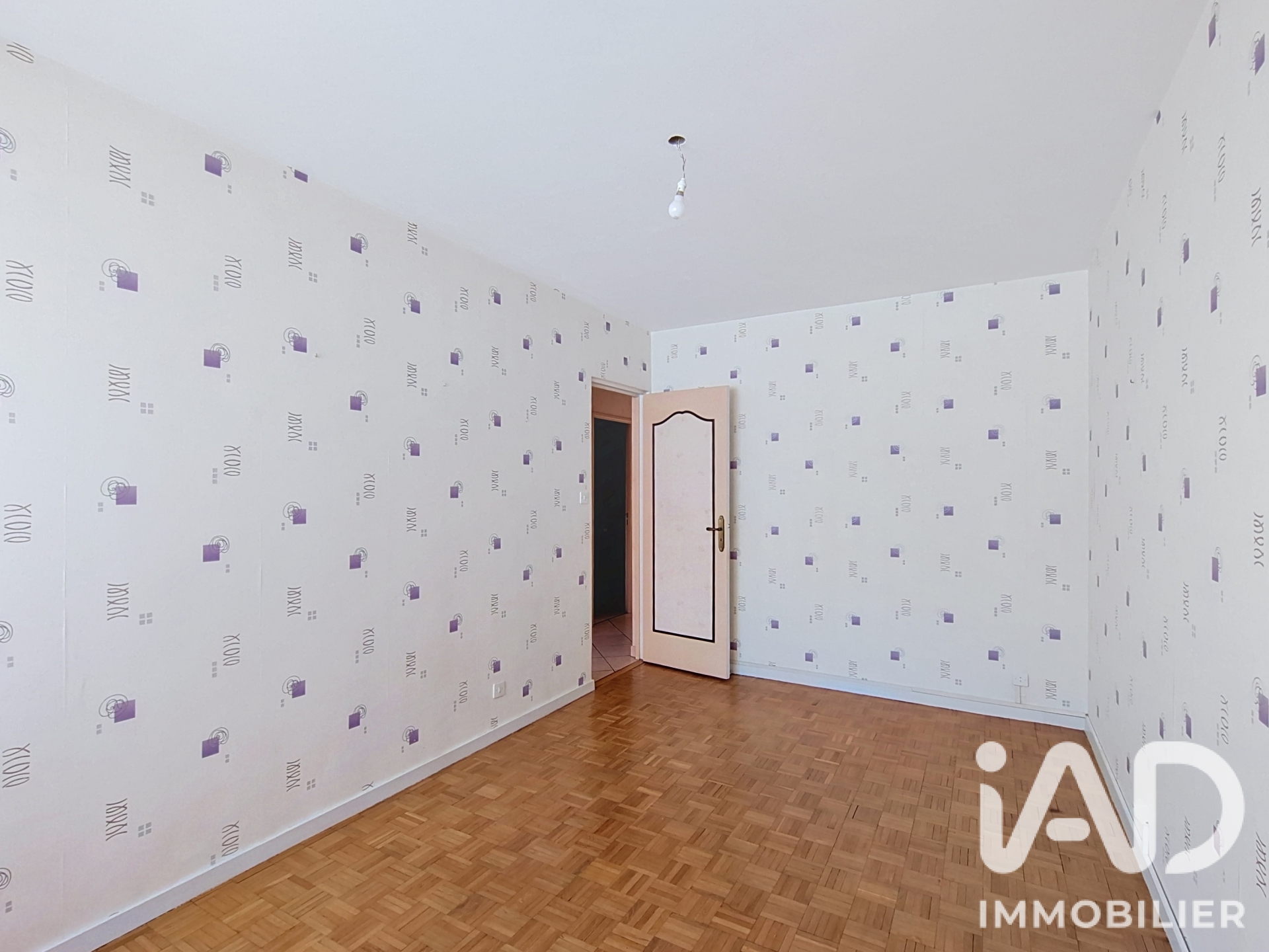 Vente appartement à Francheville (69340) : appartement 4 pièces 92 m² - 2085614 — 10