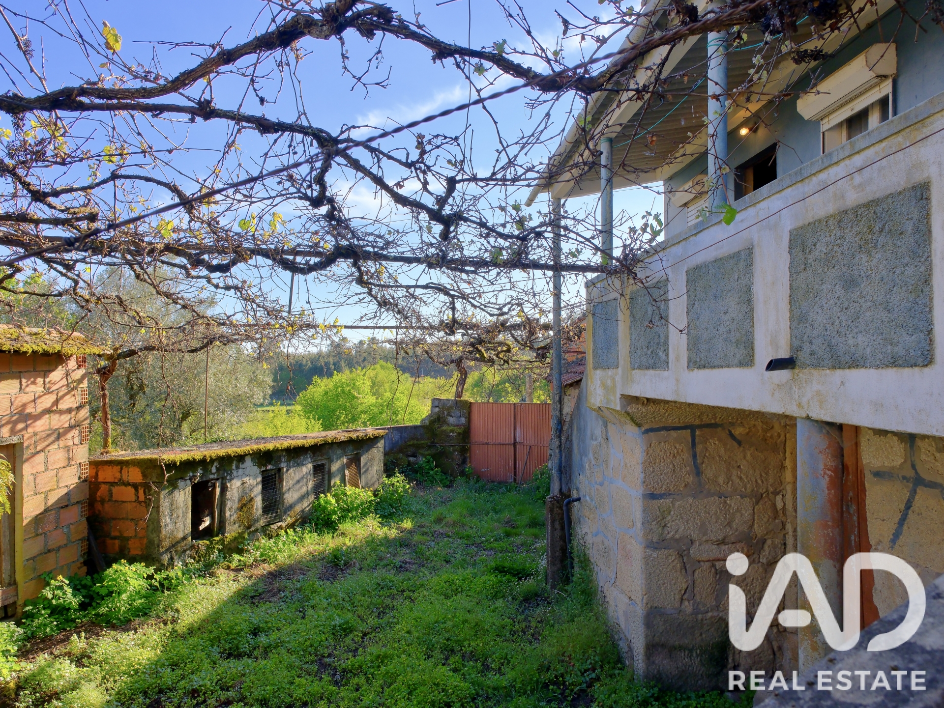 Moradia T2 à venda em Carvalhais, Mirandela — foto 2