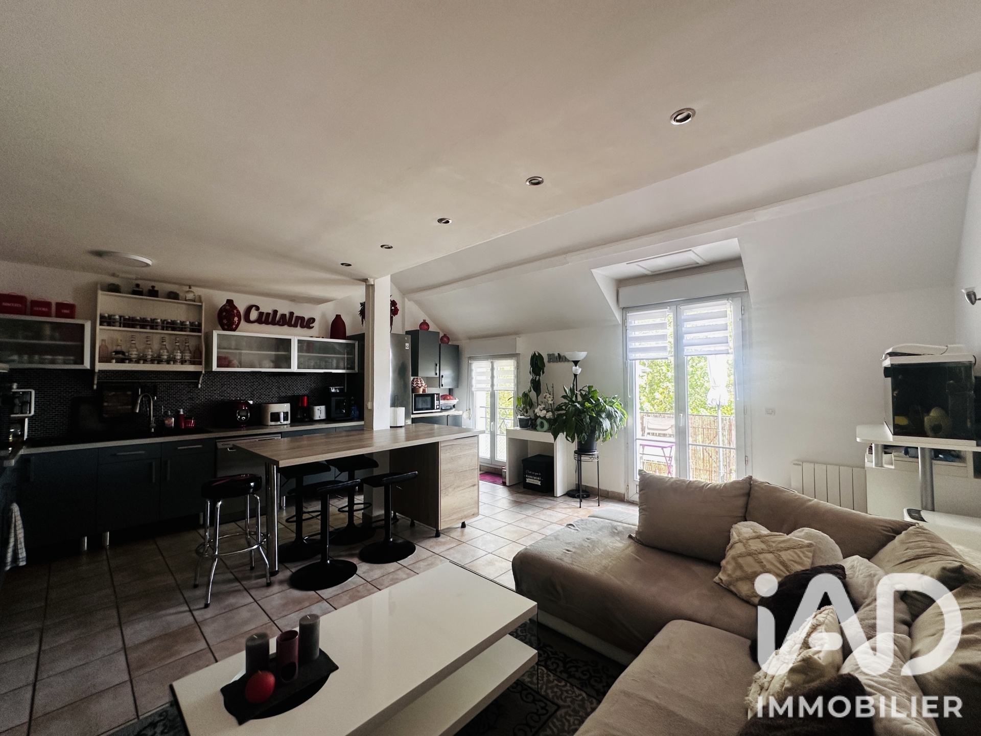 Vente appartement à Le Châtelet-en-Brie (77820) : duplex 3 pièces 72 m² - 2088875 — 4